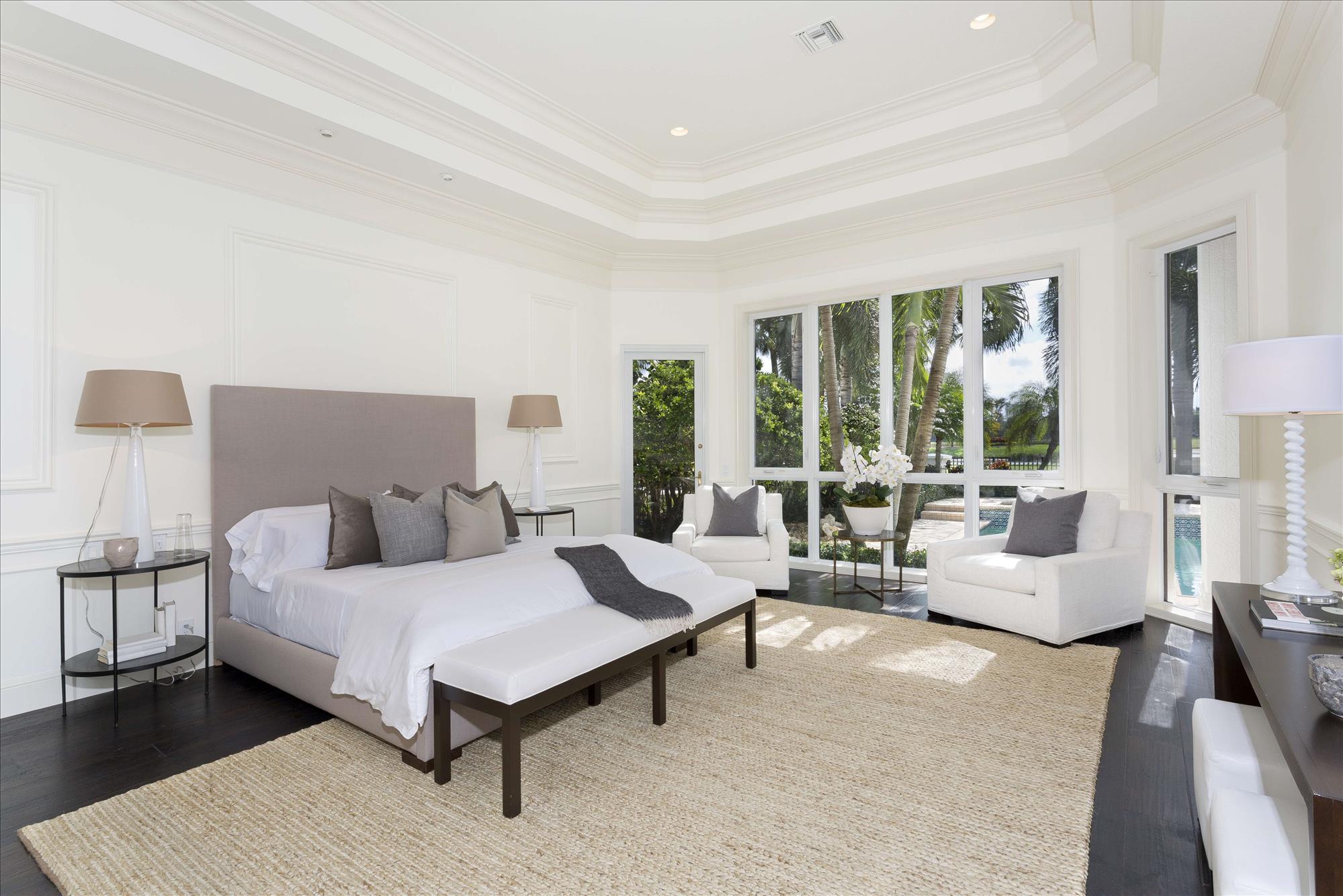 ROYAL PALM YACHT & COUNTRY CLUB - Residential