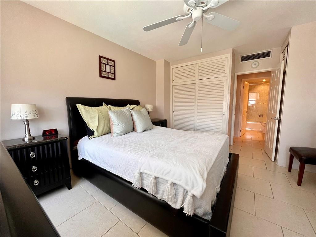 CORAL RIDGE TOWERS EAST - Residential