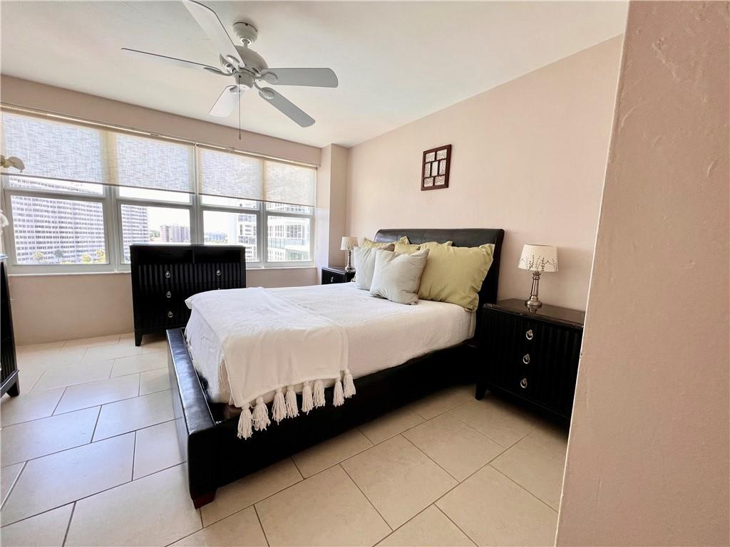 CORAL RIDGE TOWERS EAST - Residential