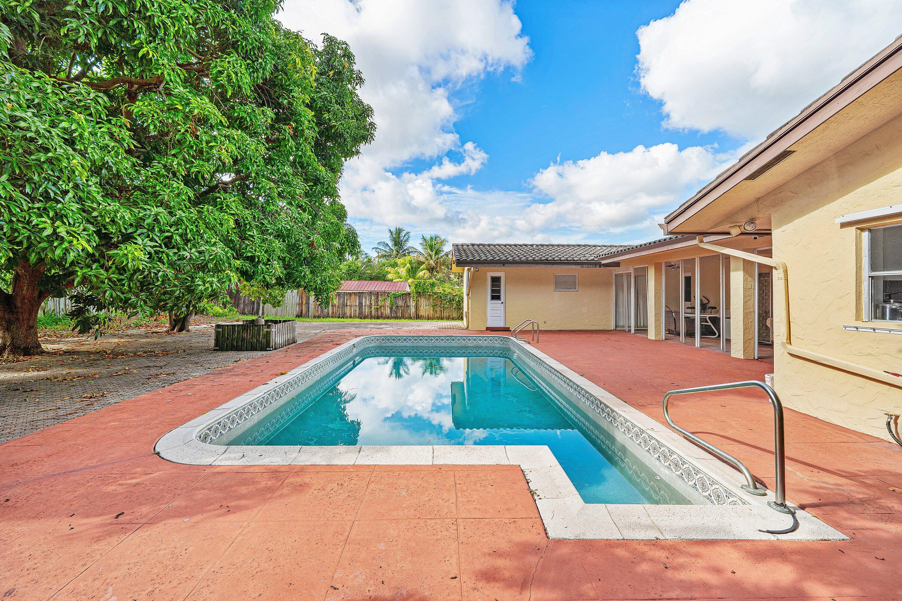 BOCA RATON HILLS SEC 2 - Land