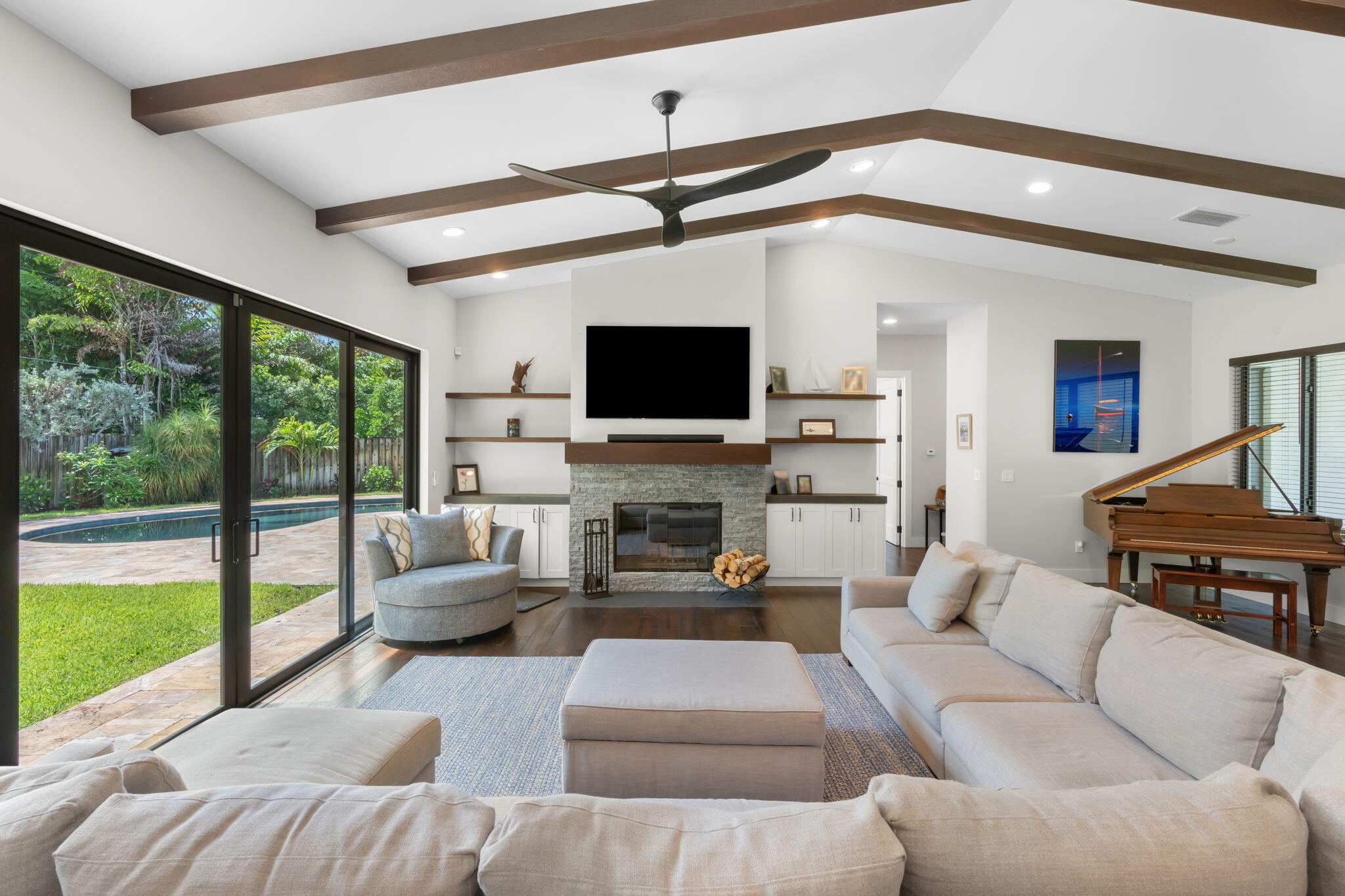 CORAL RIDGE - Residential