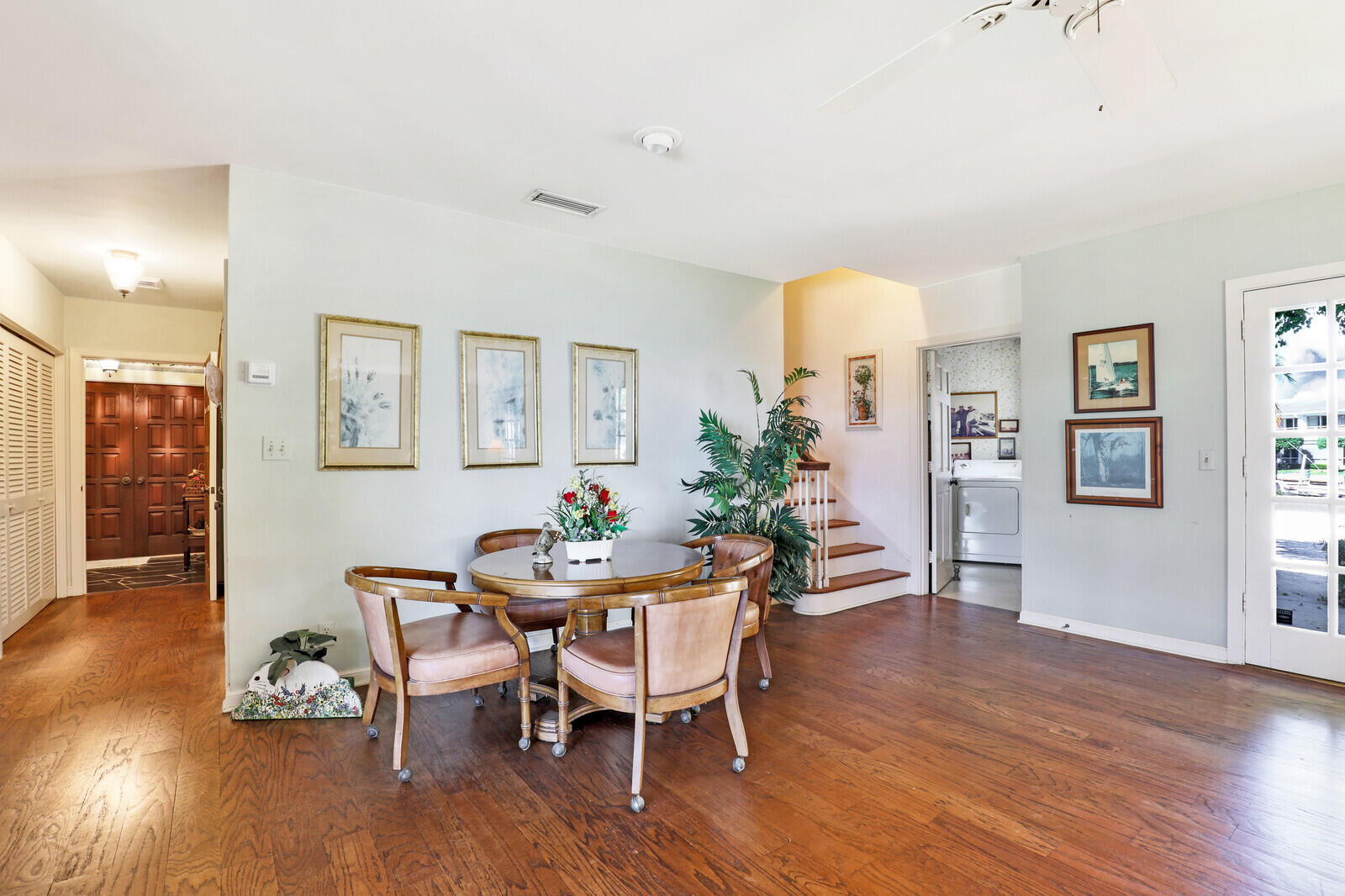 YACHT CLUB - Residential