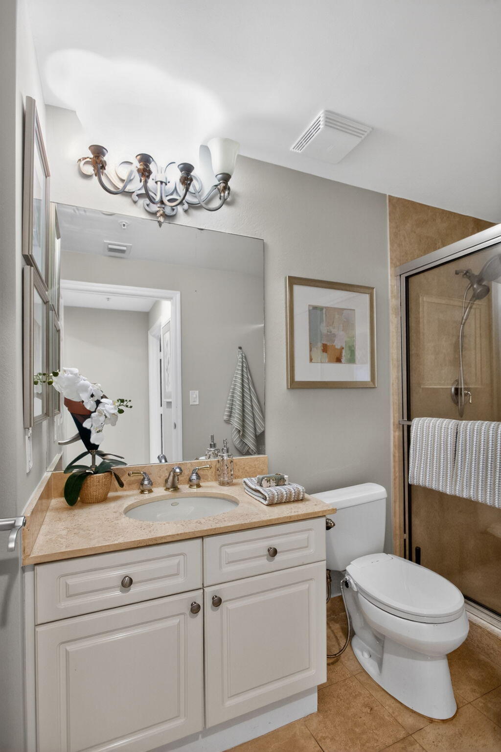 JACKSON TOWER LAS OLAS CONDO - Residential