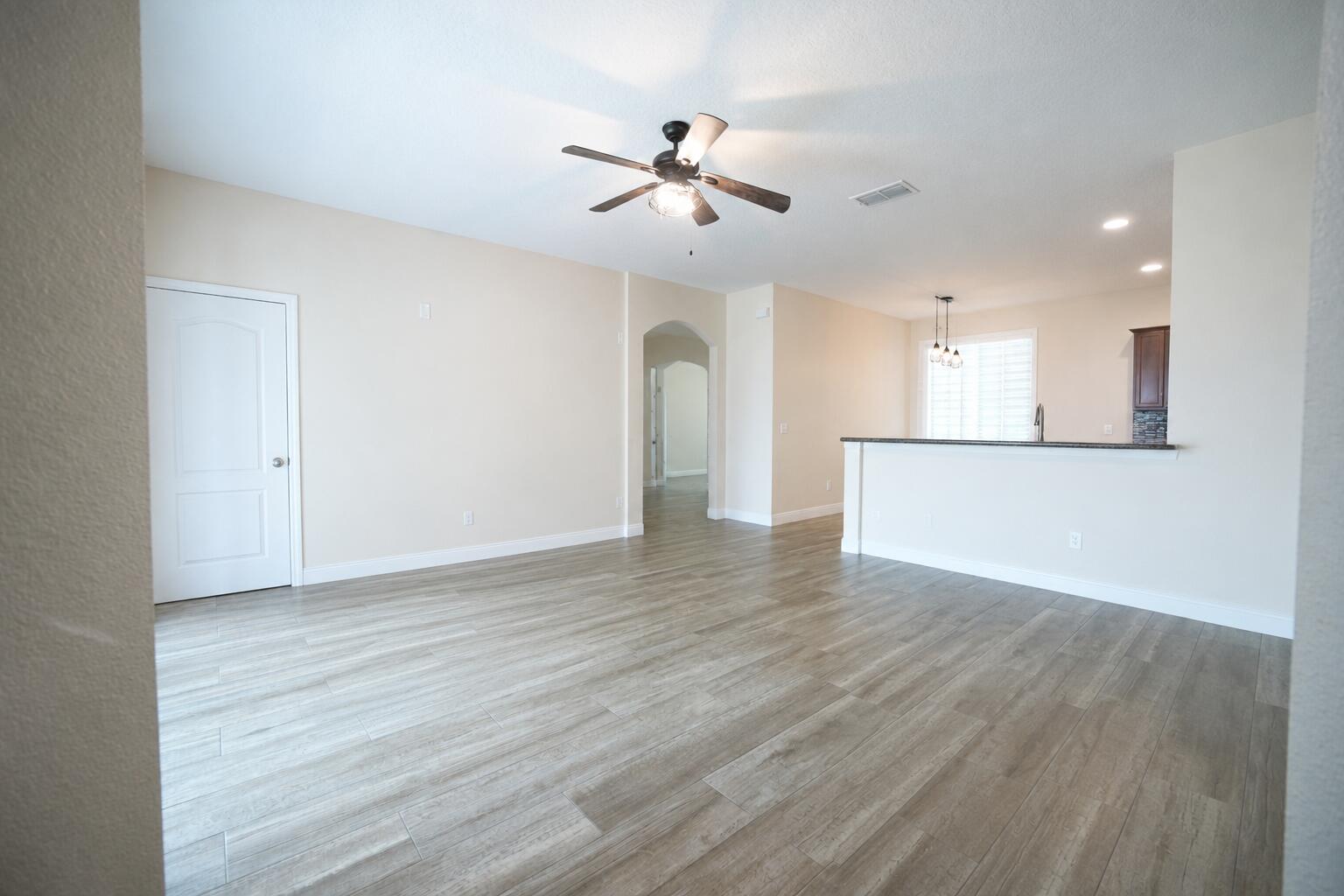 ROCK SPRINGS RIDGE PHASE VI-B - Residential