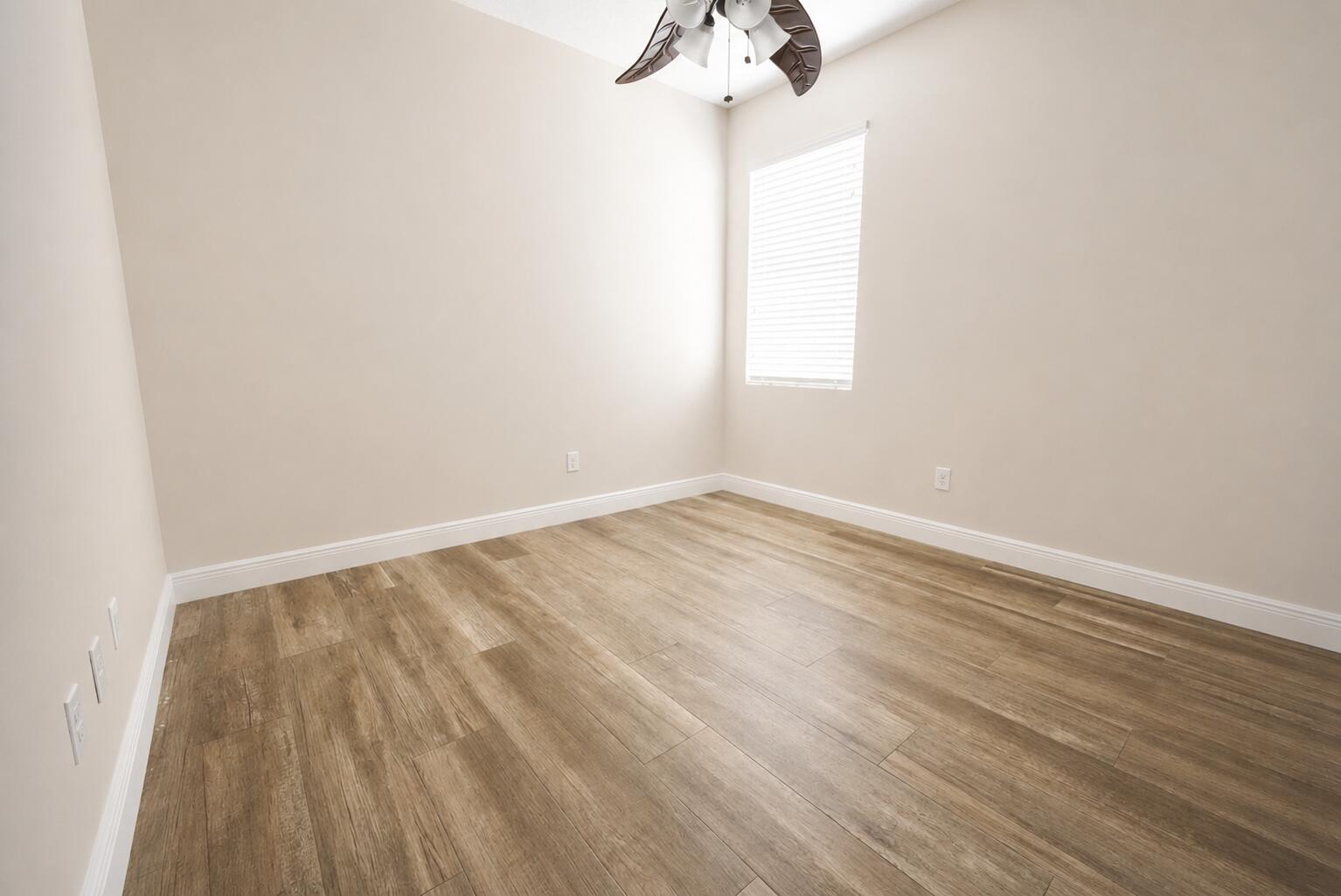ROCK SPRINGS RIDGE PHASE VI-B - Residential