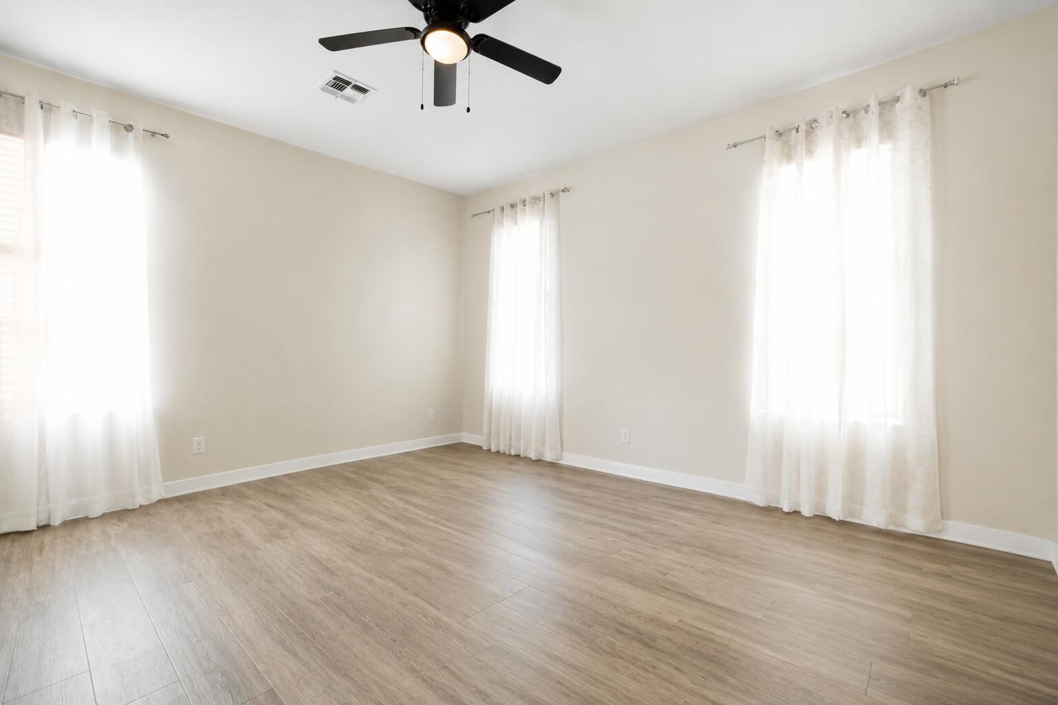 ROCK SPRINGS RIDGE PHASE VI-B - Residential