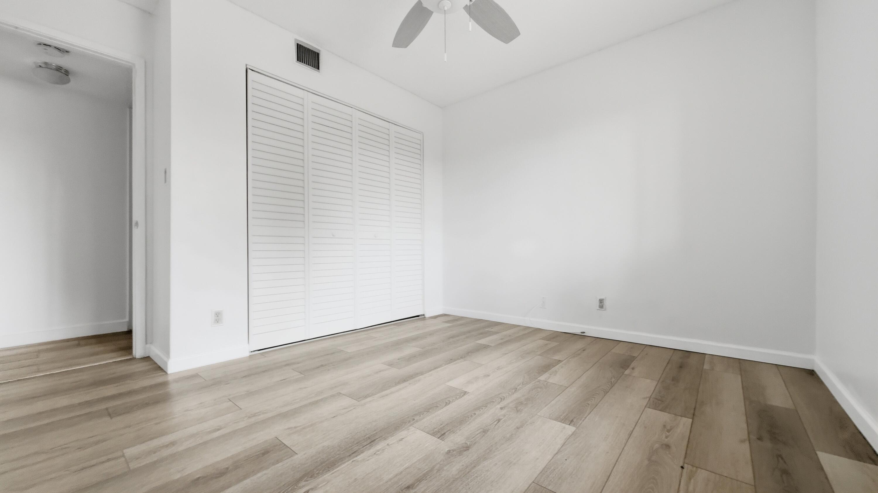 OAKLAND FOREST CLUB CONDO - Residential