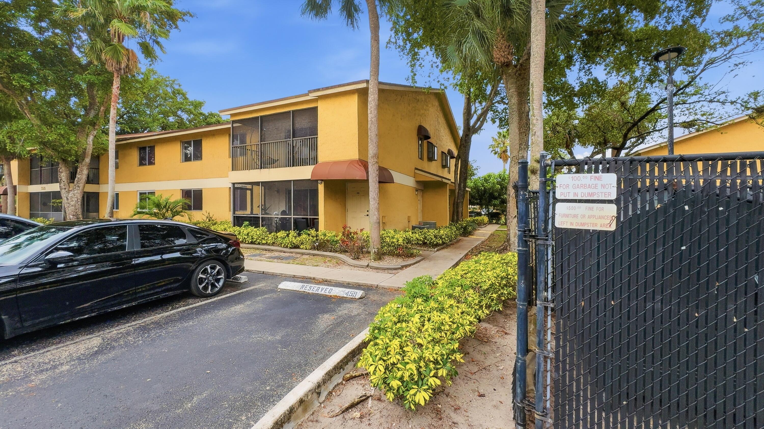 OAKLAND FOREST CLUB CONDO - Residential