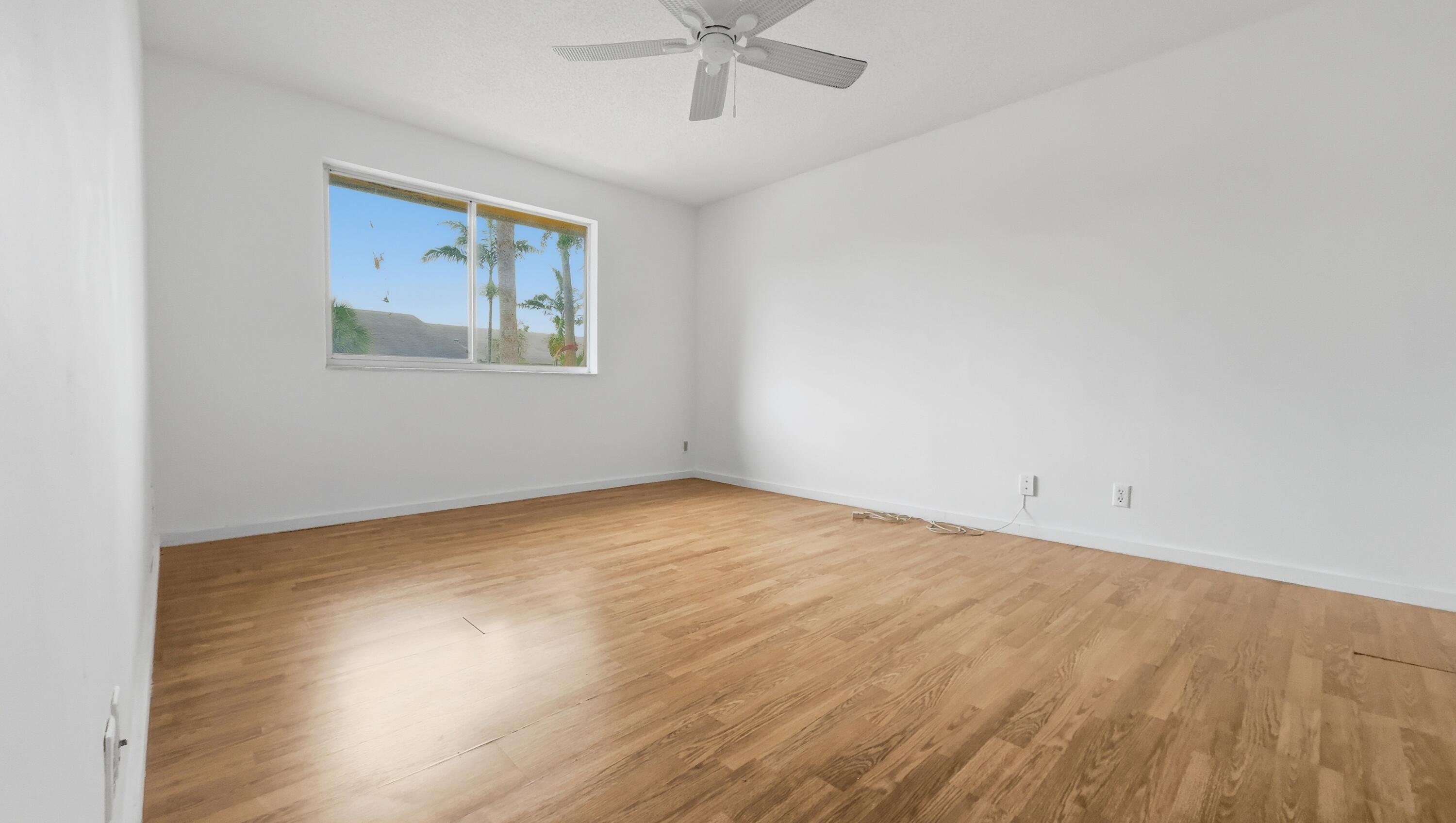 OAKLAND FOREST CLUB CONDO - Residential