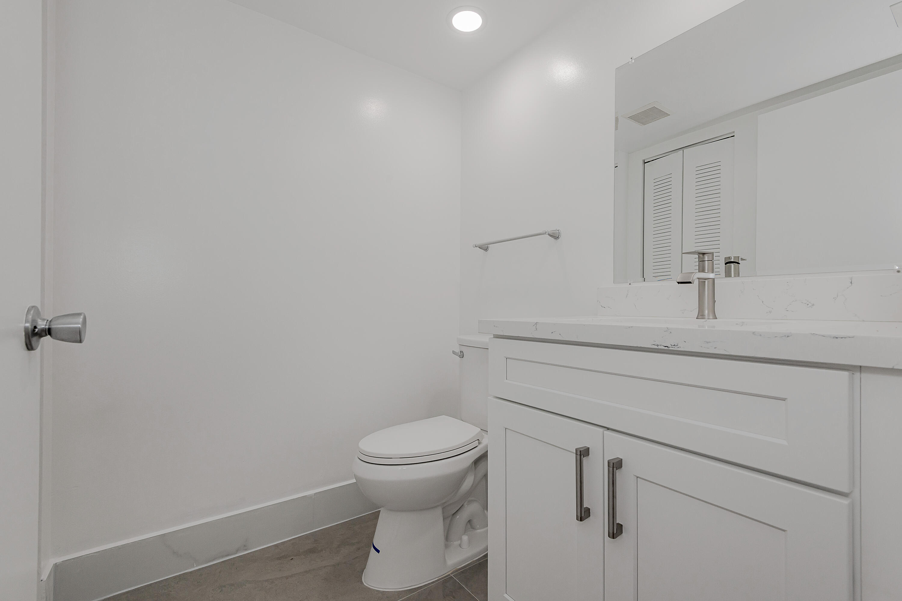 SUFFOLK AT CENTURY VILLAGE - Residential Lease