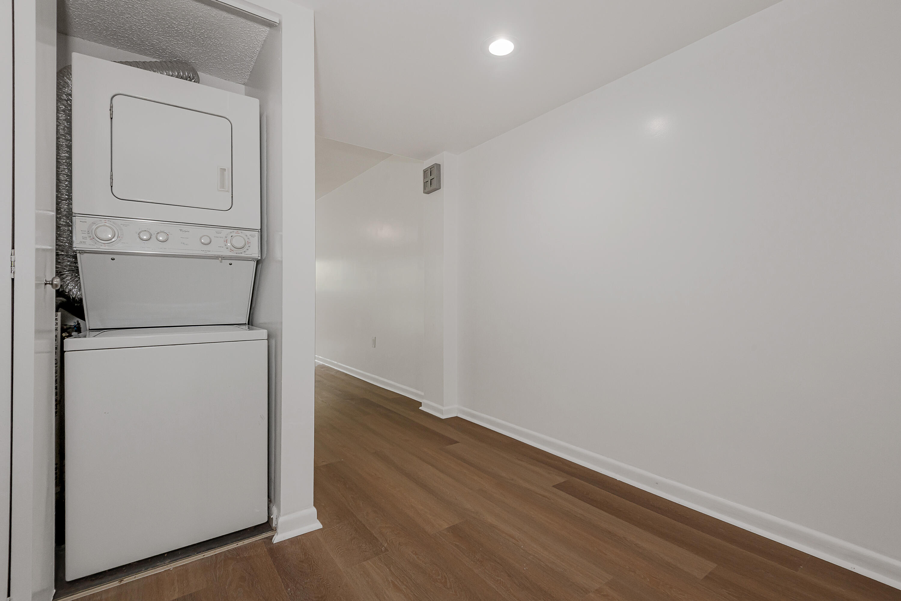 SUFFOLK AT CENTURY VILLAGE - Residential Lease