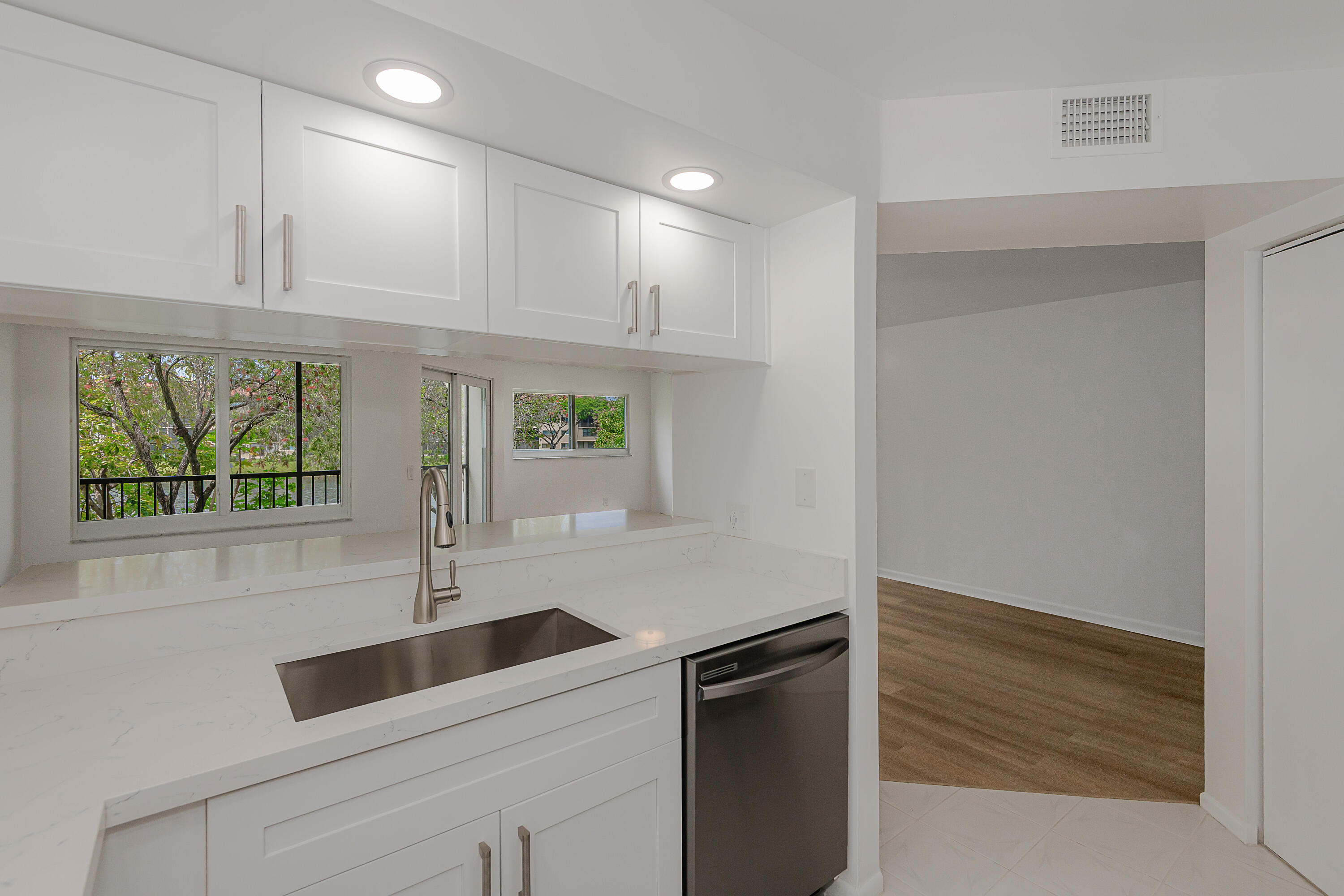 SUFFOLK AT CENTURY VILLAGE - Residential Lease