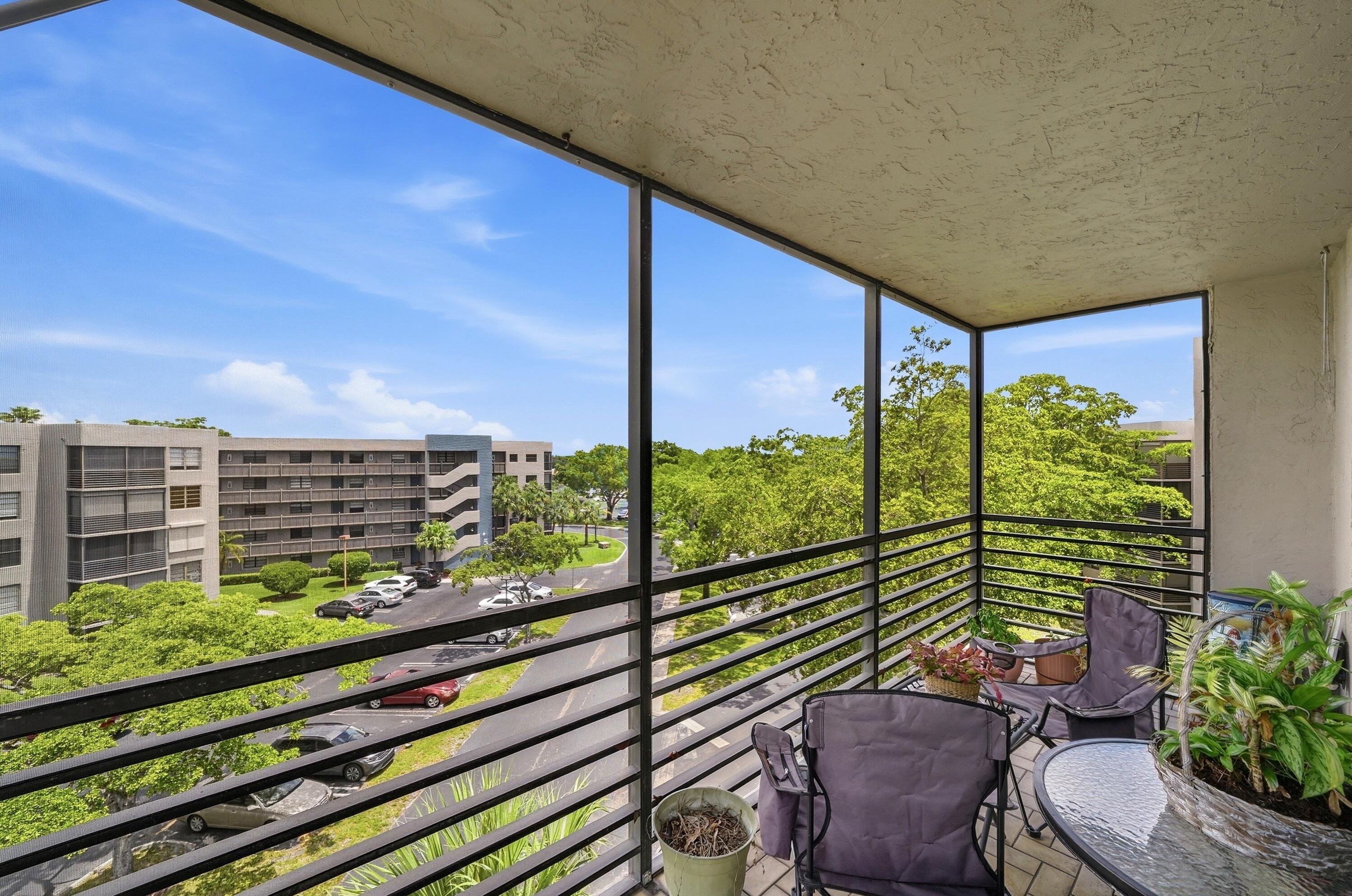 COLONY POINT 6 CONDO - Residential