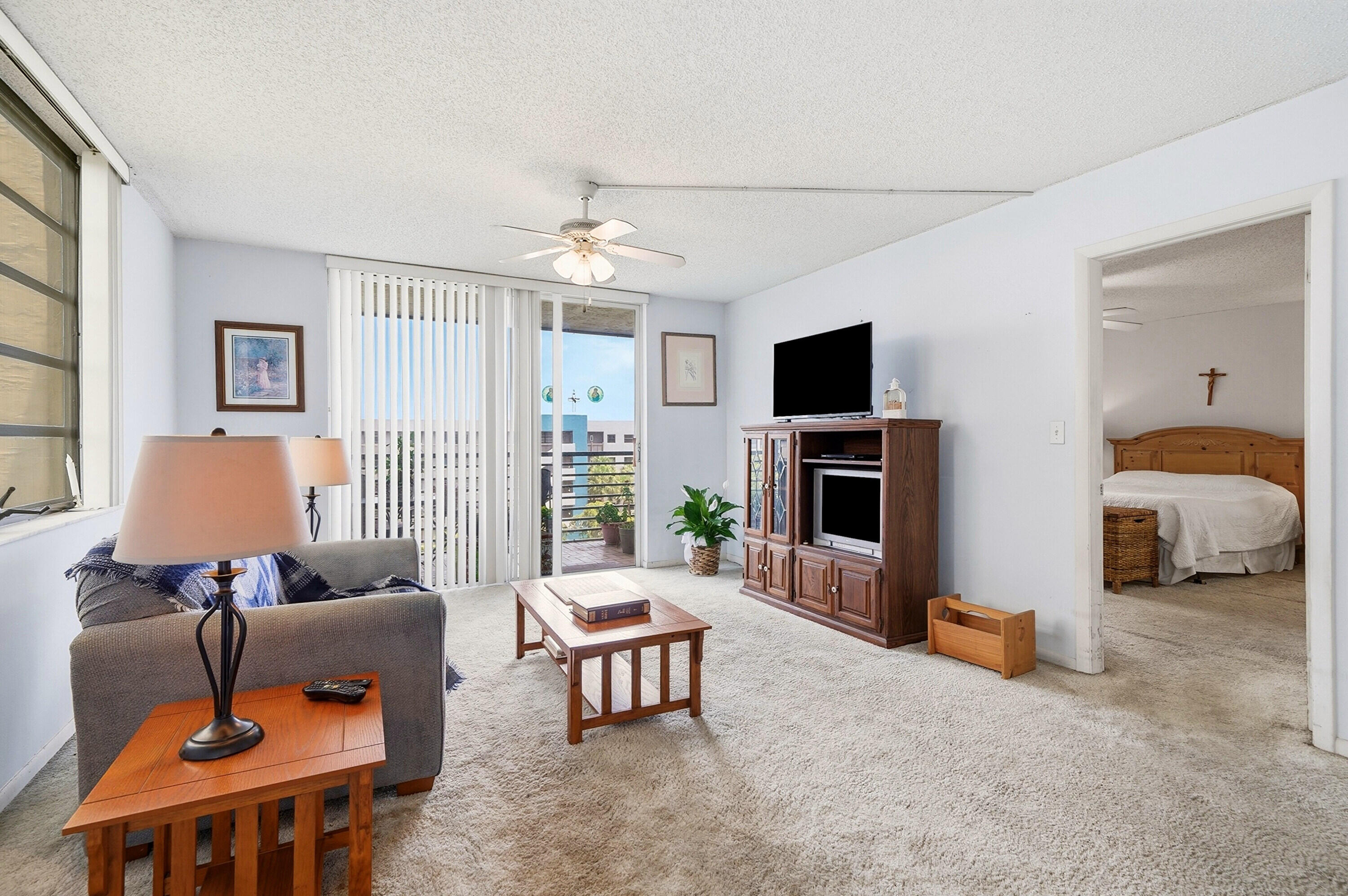 COLONY POINT 6 CONDO - Residential