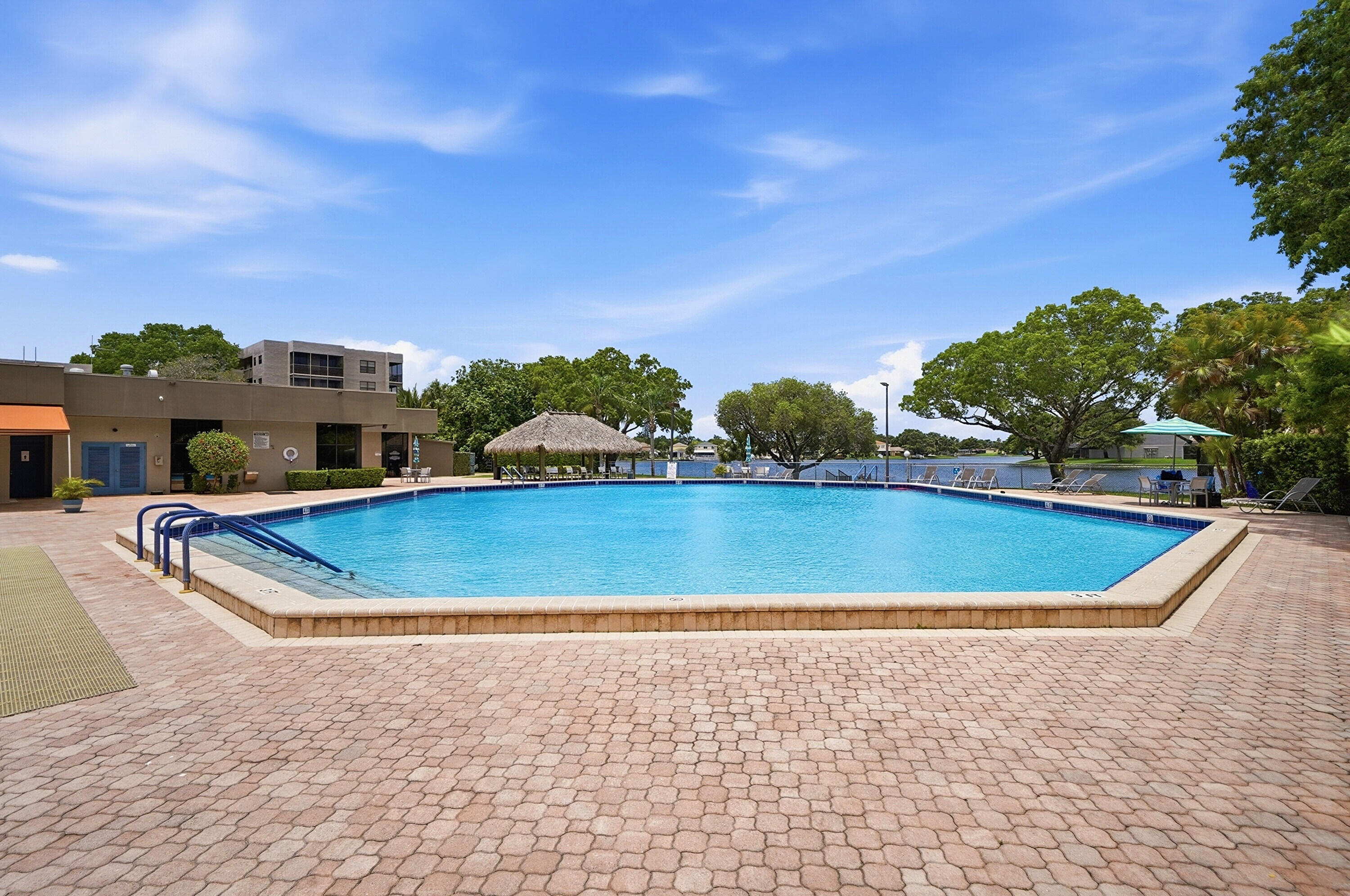 COLONY POINT 6 CONDO - Residential