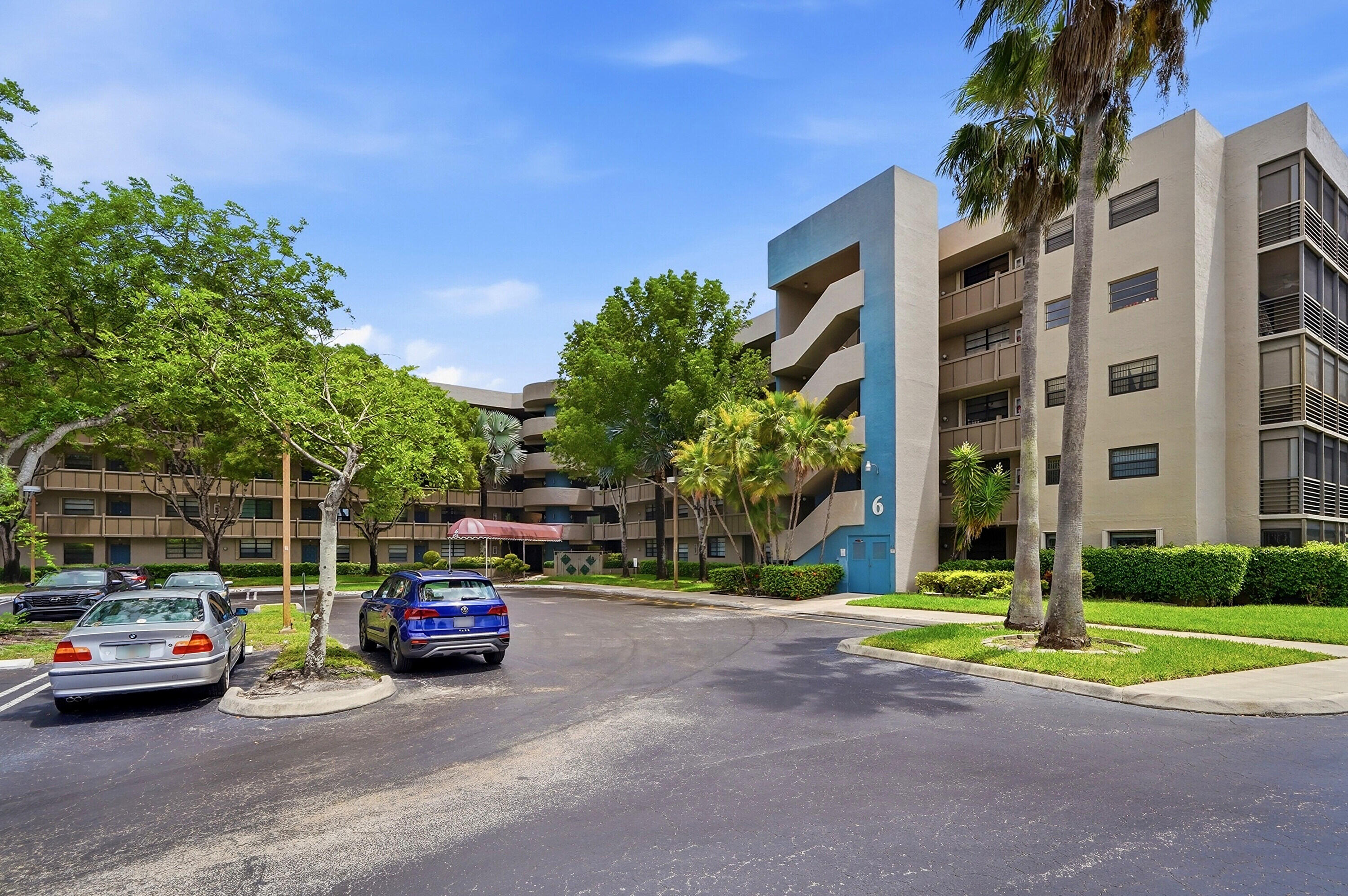COLONY POINT 6 CONDO - Residential