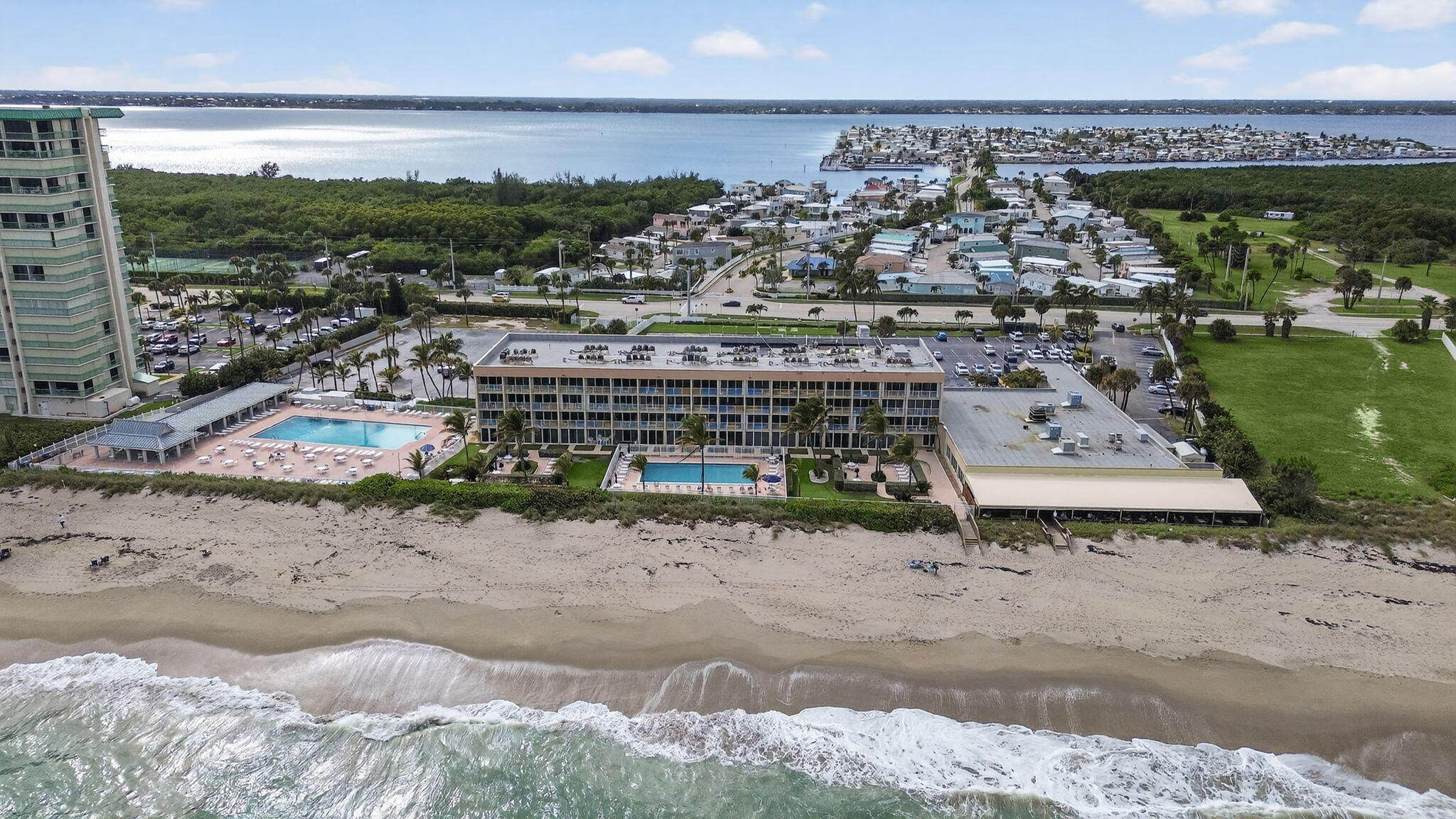 ISLAND BEACH CLUB, A CONDOMINIUM - Residential