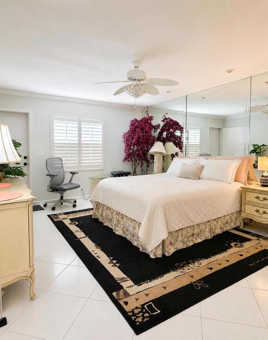 PALM GREENS AT VILLA DEL RAY CONDO II - Residential Lease