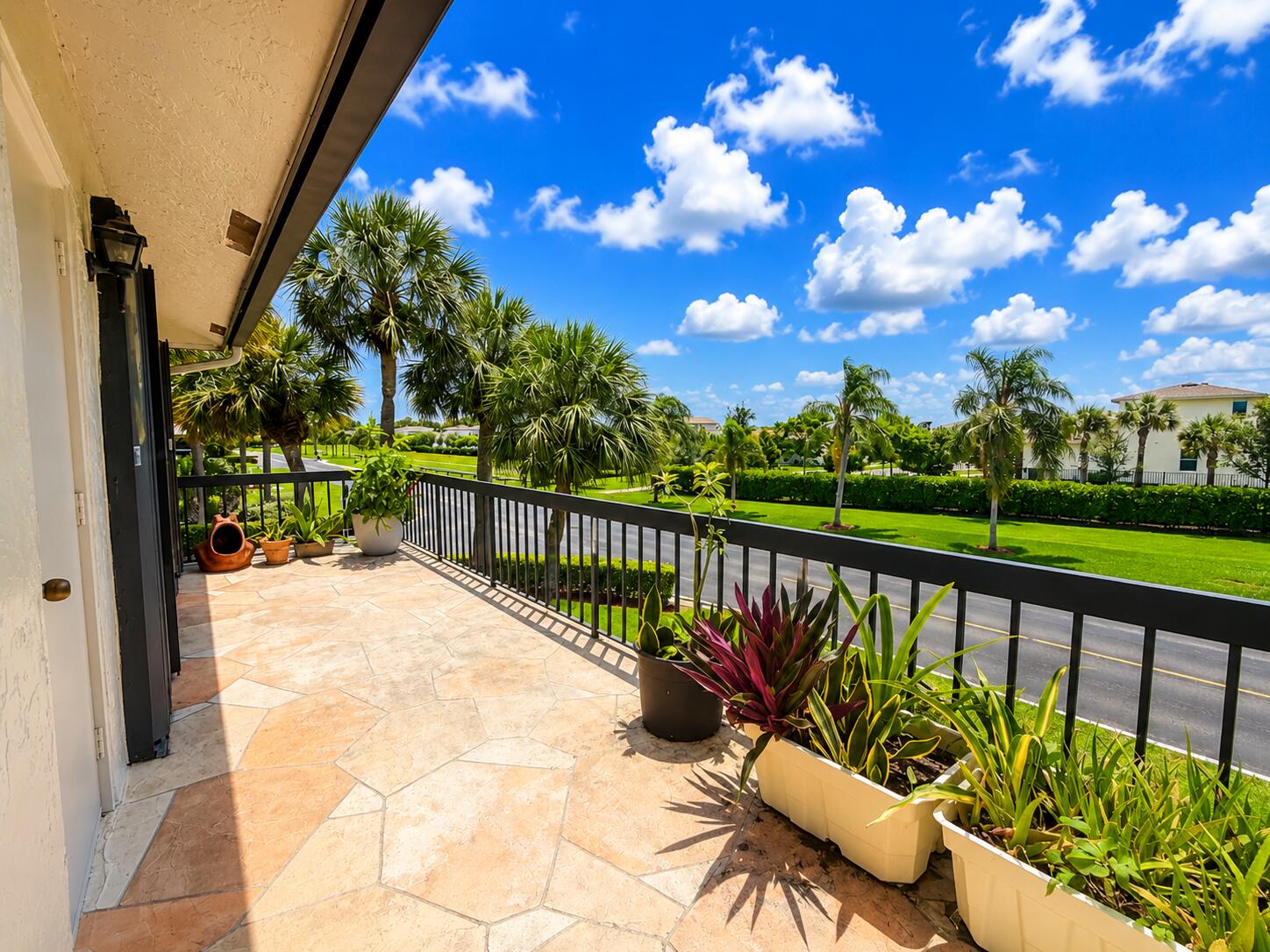 PALM GREENS AT VILLA DEL RAY CONDO II - Residential Lease
