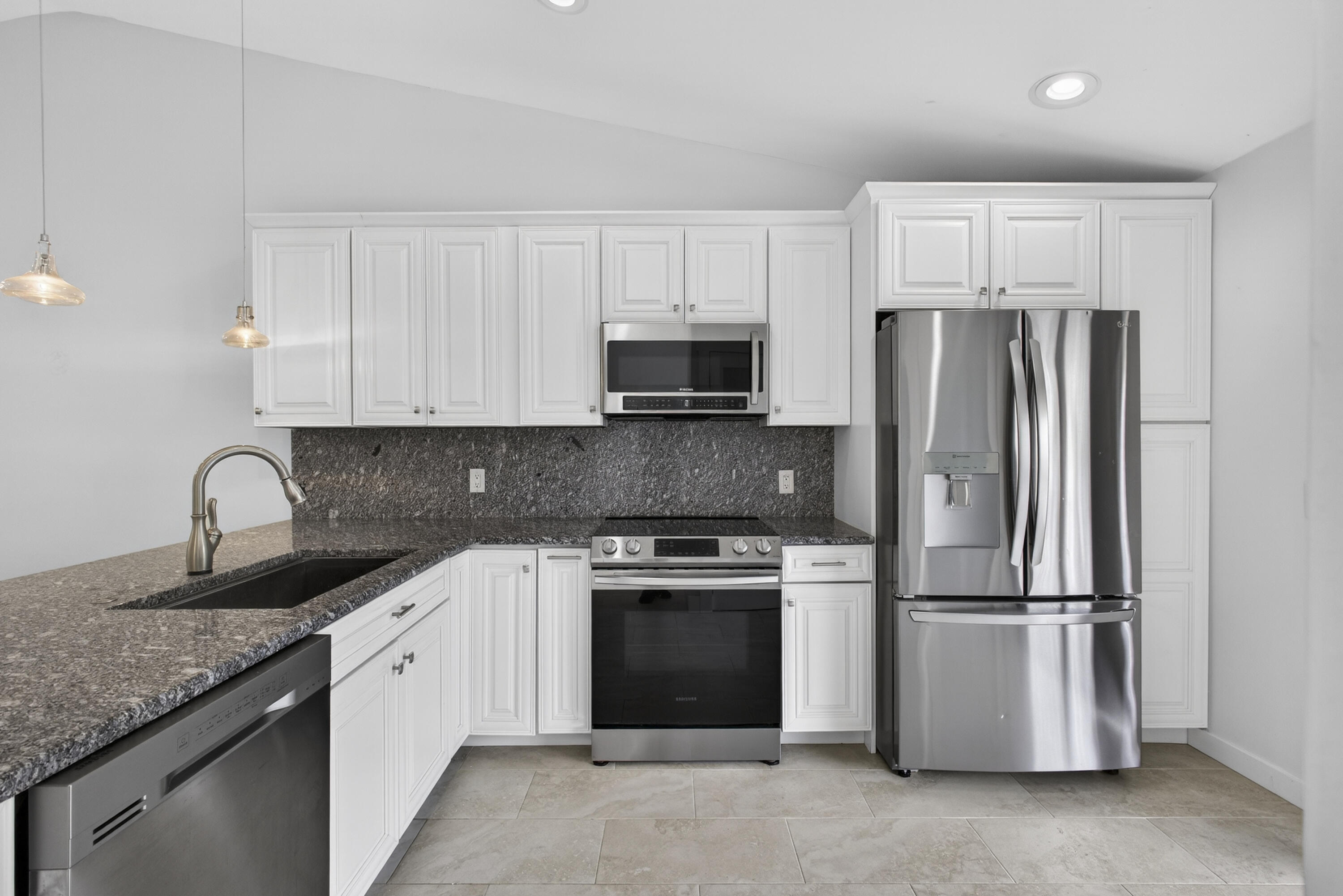SHEFFIELD WOODS AT WELLINGTON CONDO - Residential Lease