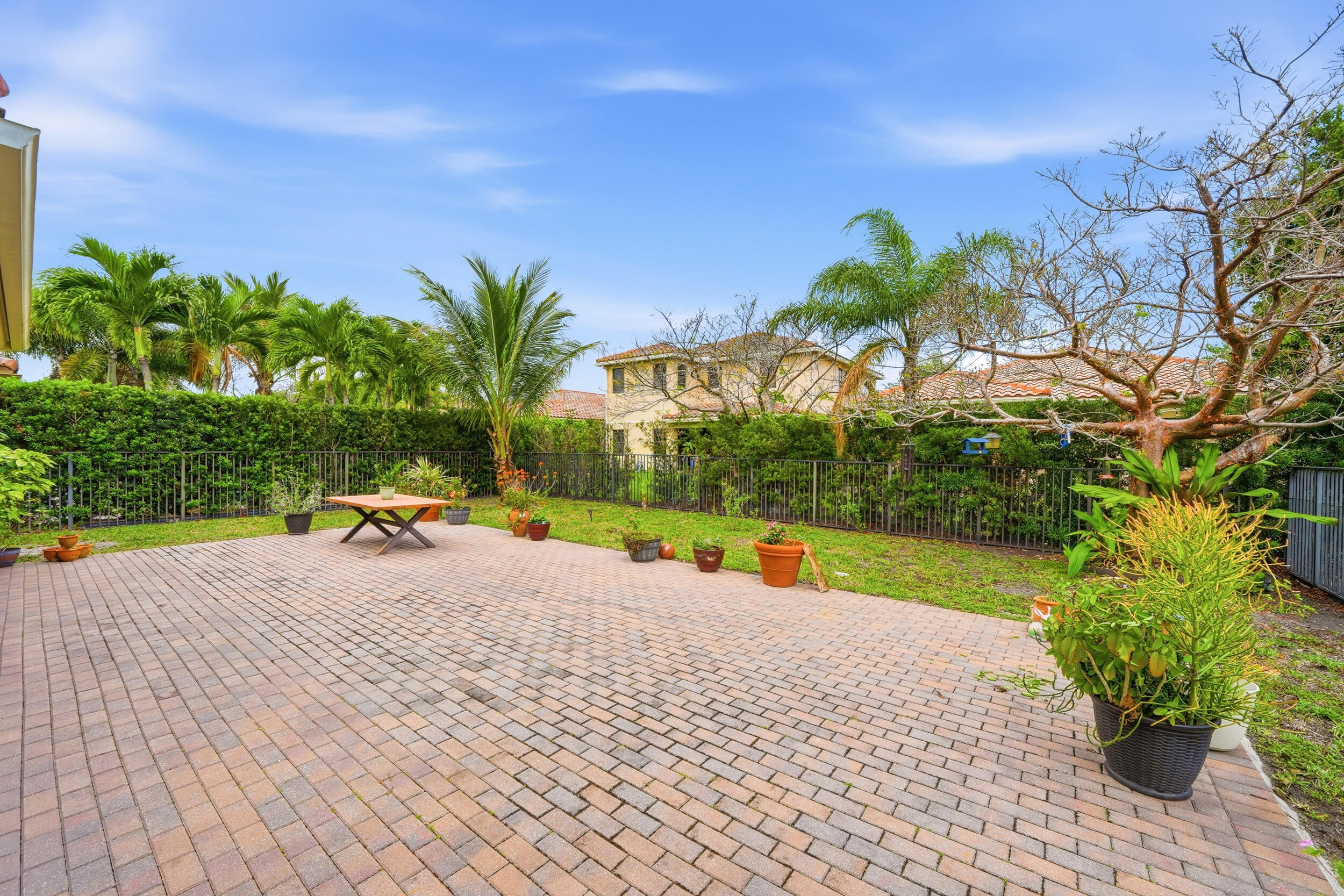 PARKLAND VILLAGE - Residential