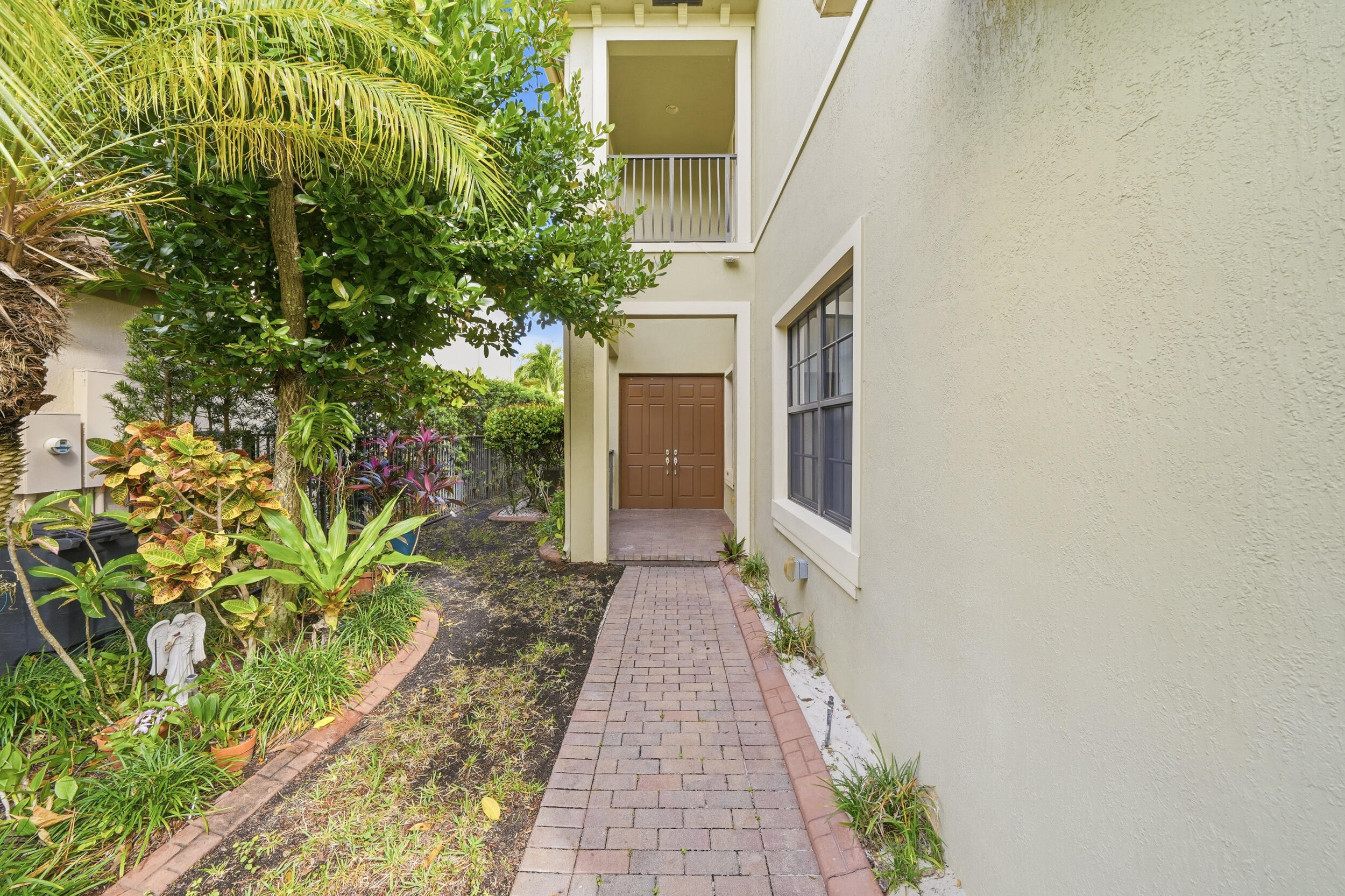 PARKLAND VILLAGE - Residential