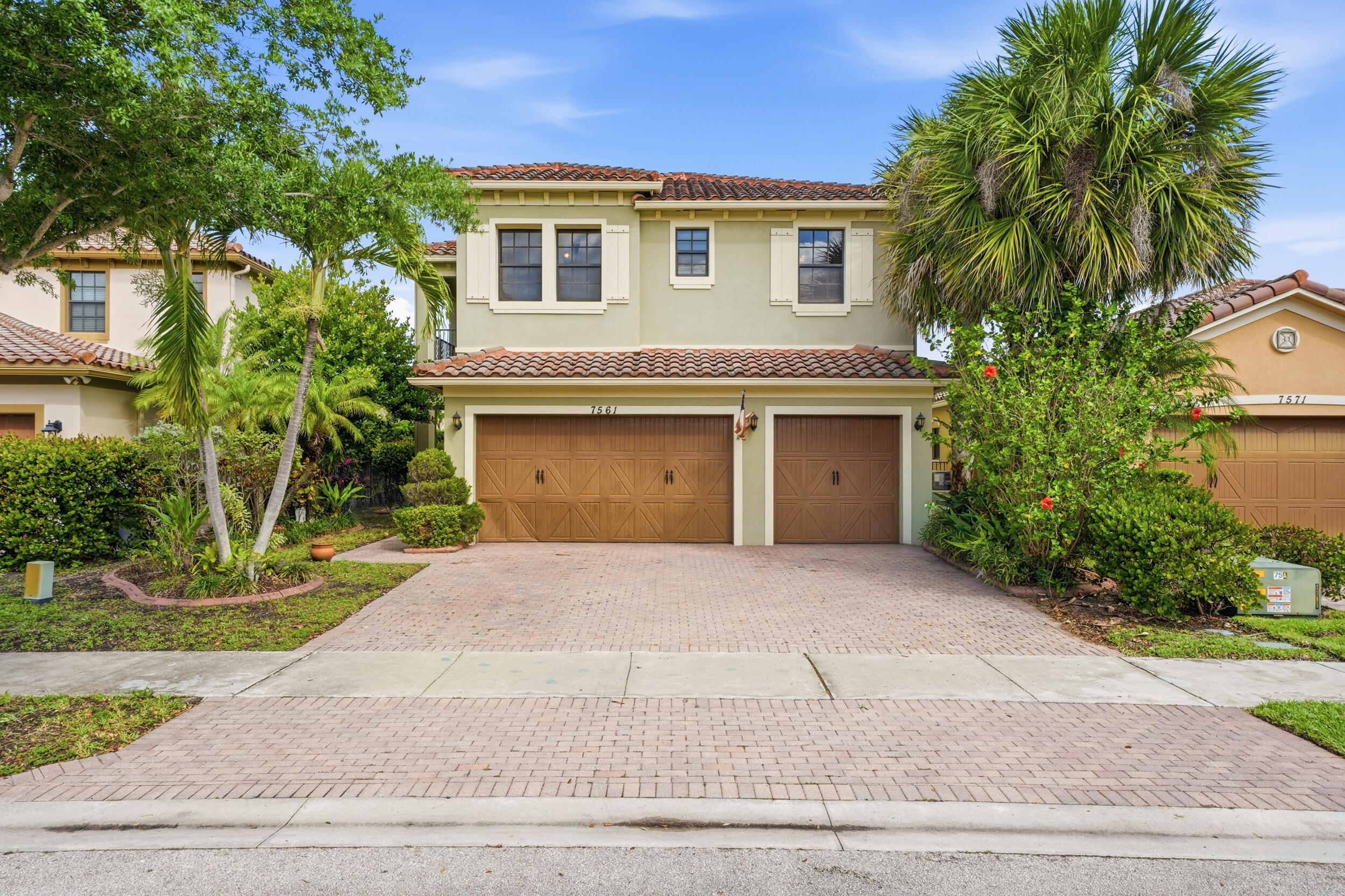 PARKLAND VILLAGE - Residential