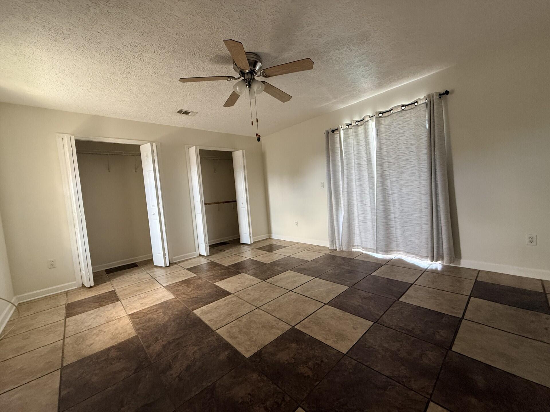 PORT ST LUCIE SECTION 18 - Residential Lease