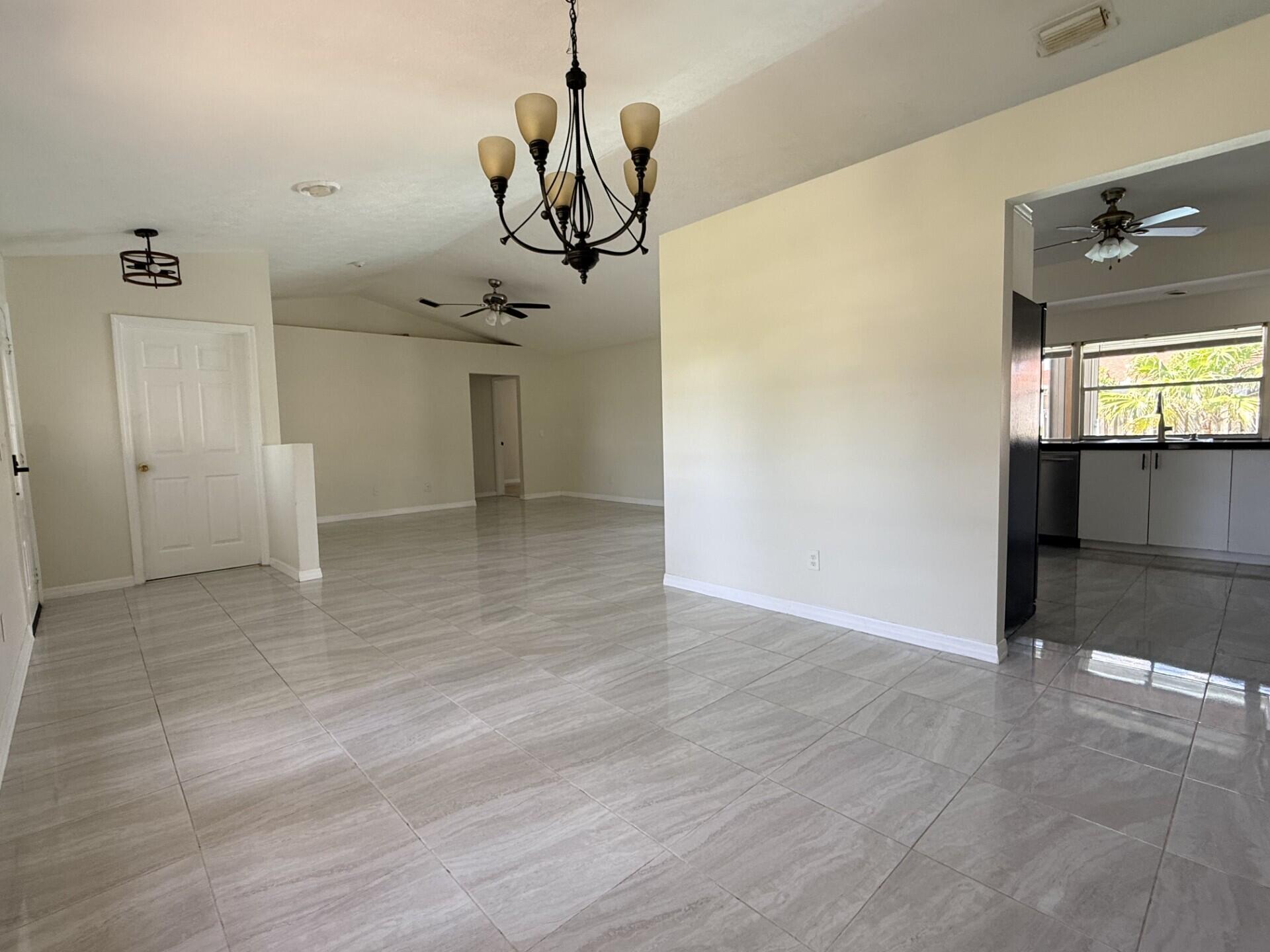 PORT ST LUCIE SECTION 18 - Residential Lease