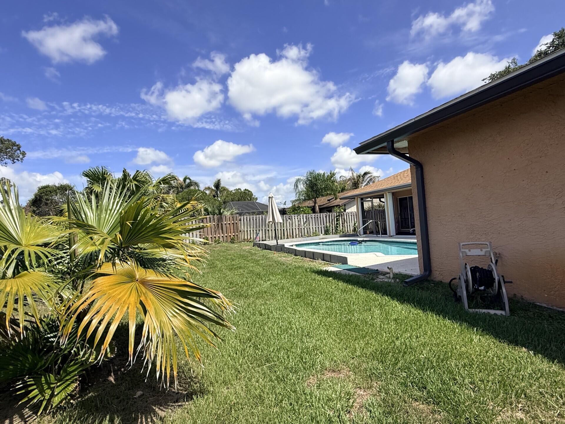 PORT ST LUCIE SECTION 18 - Residential Lease