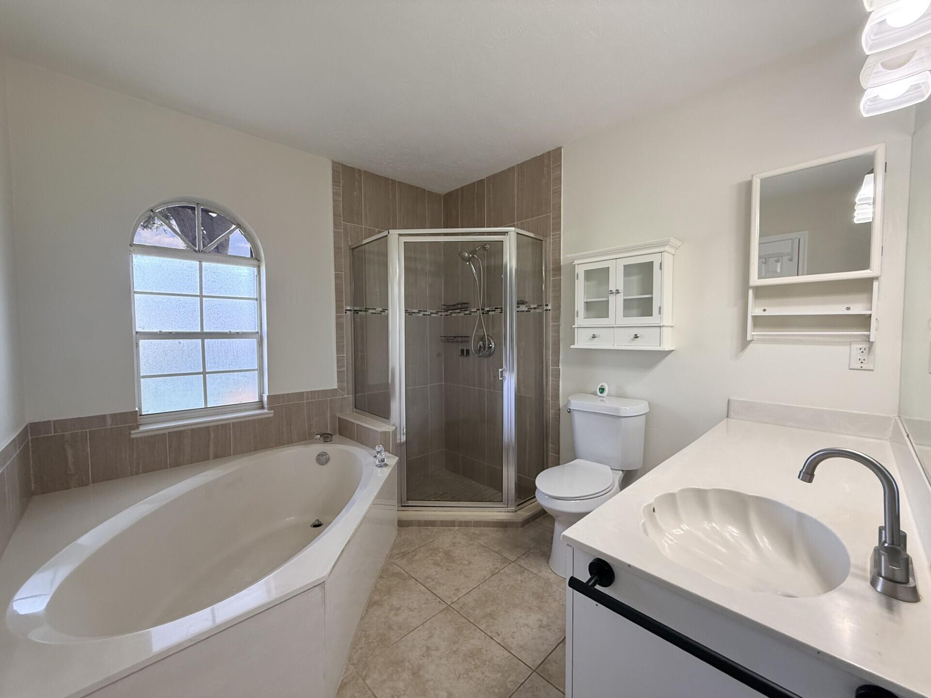 PORT ST LUCIE SECTION 18 - Residential Lease