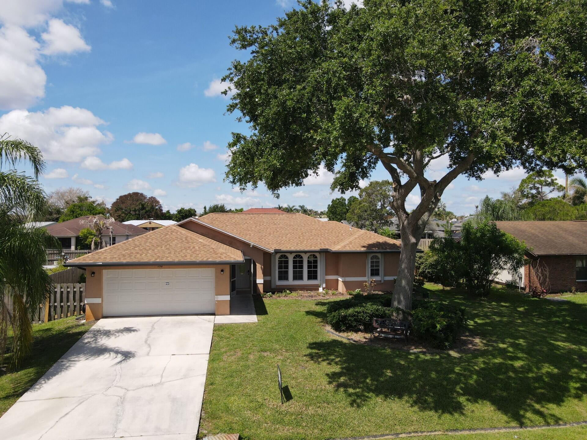 PORT ST LUCIE SECTION 18 - Residential Lease