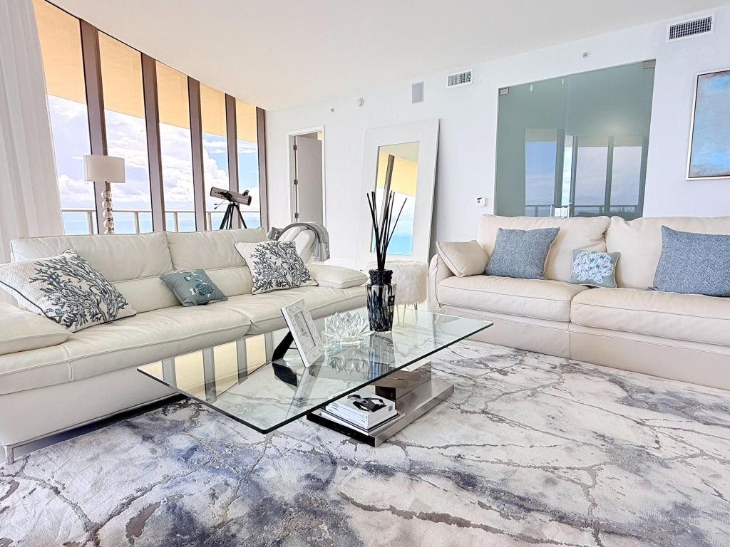 St. Regis Bal Harbour - Residential