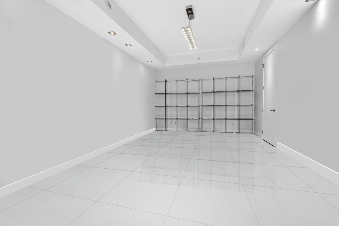 St. Regis Bal Harbour - Residential