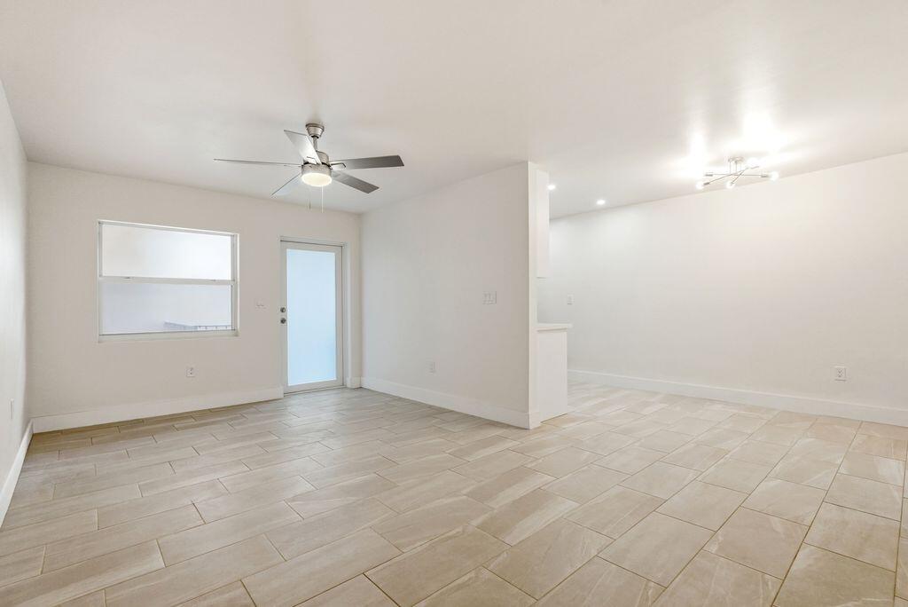 RODMAN OF HOLLYWOOD CONDO APTS - Residential Lease