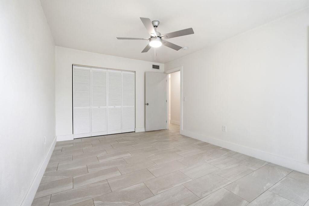 RODMAN OF HOLLYWOOD CONDO APTS - Residential Lease