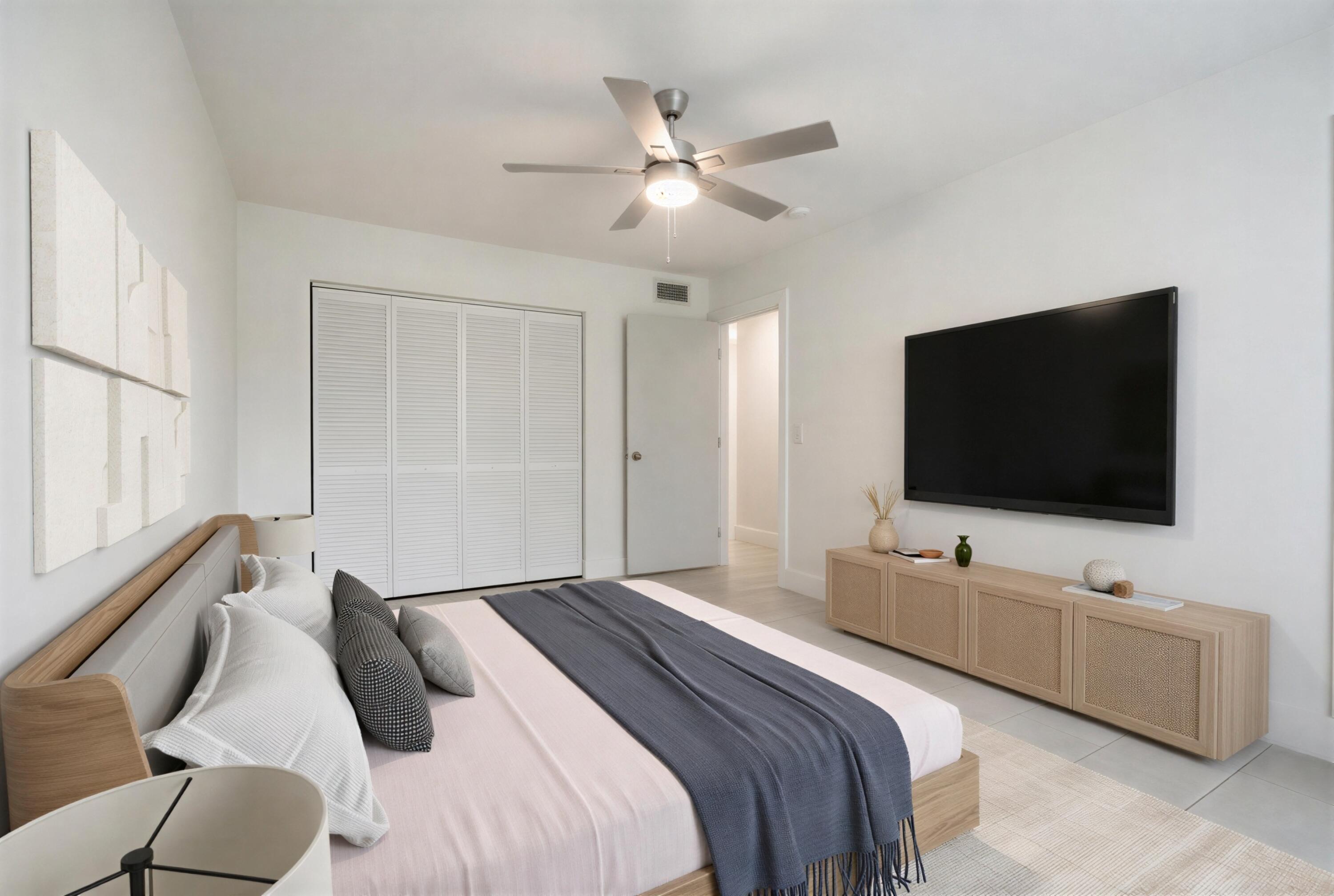 RODMAN OF HOLLYWOOD CONDO APTS - Residential Lease