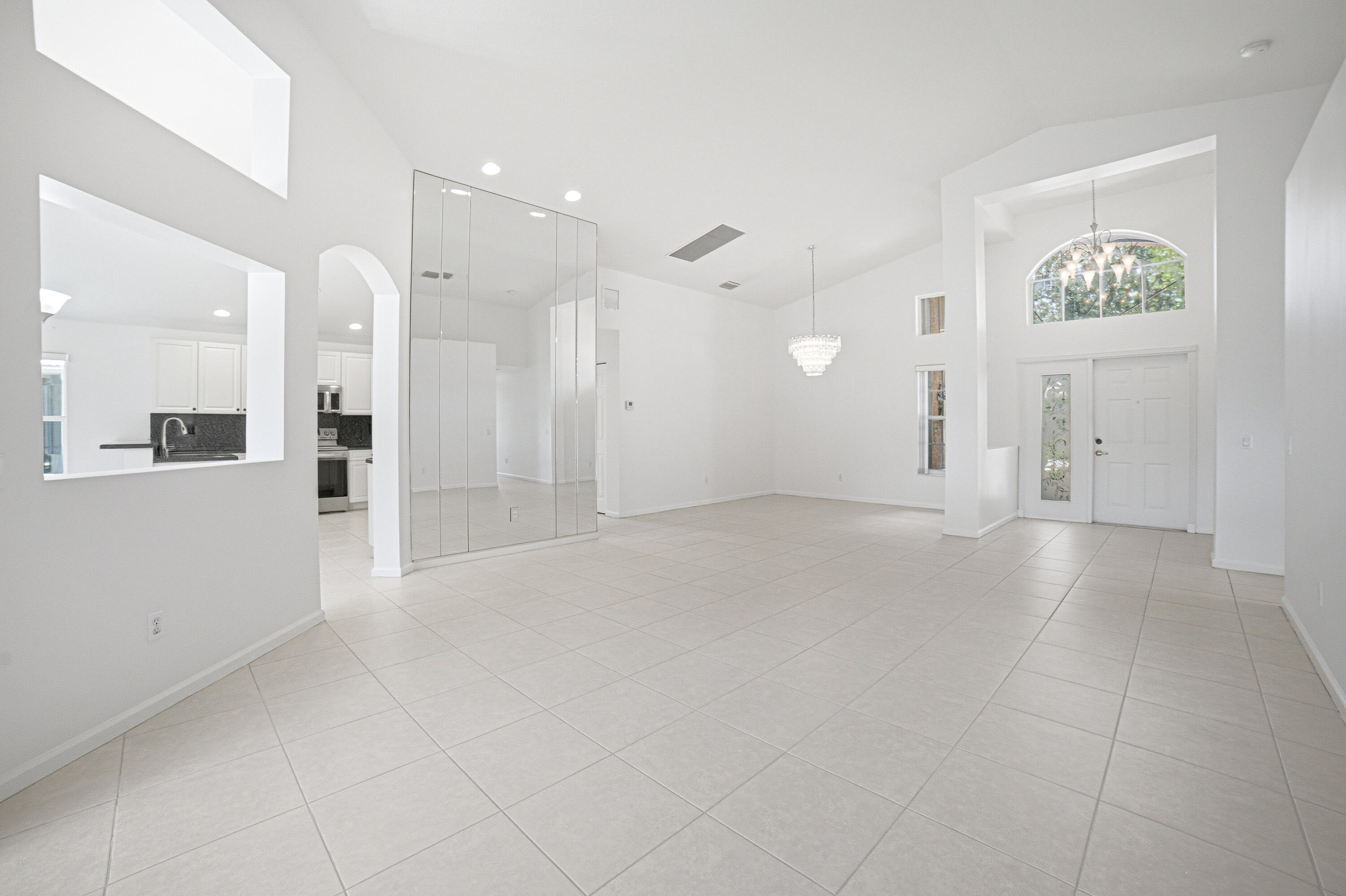 Balboa Point Boca Golf & Tennis Club - Residential