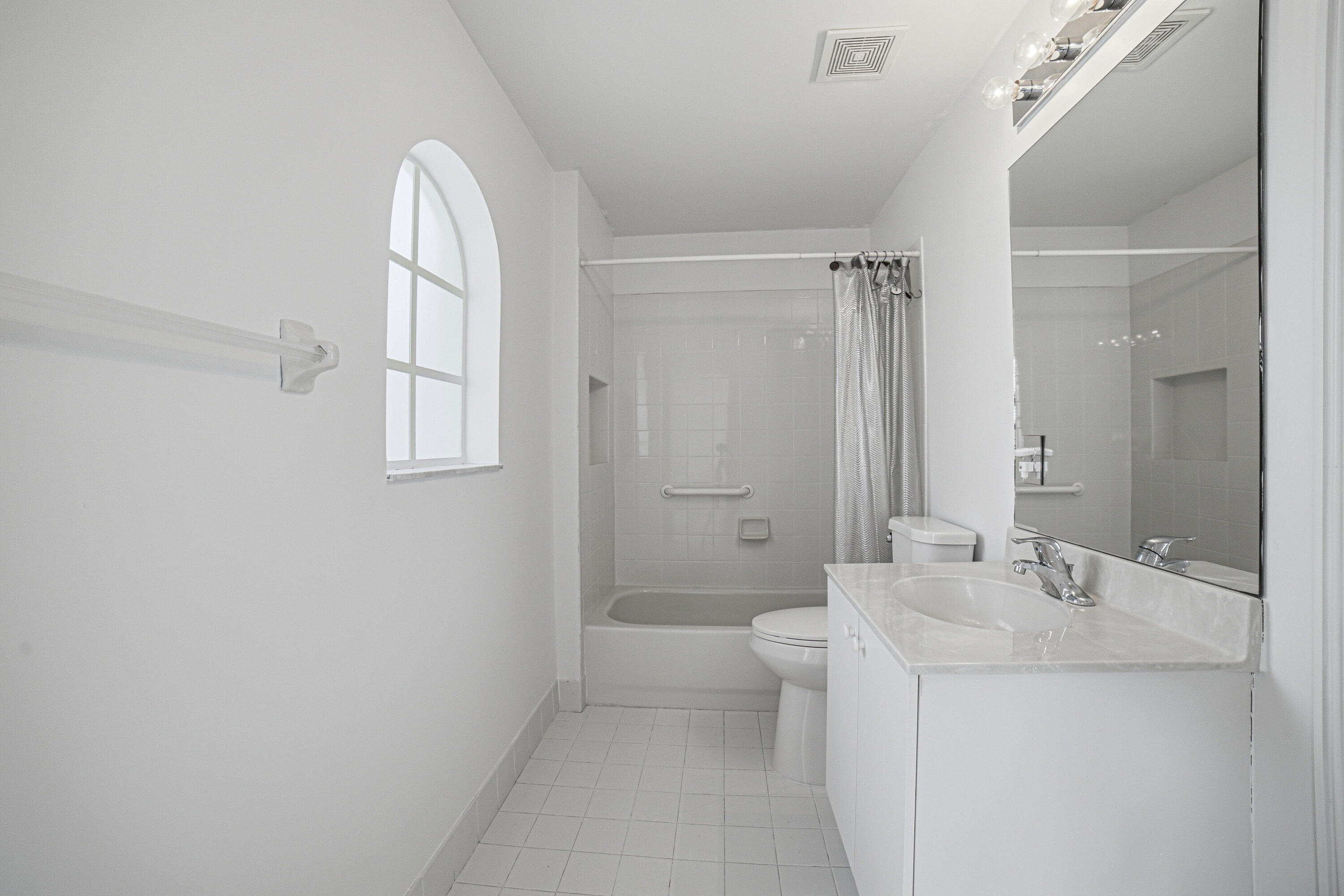 Balboa Point Boca Golf & Tennis Club - Residential