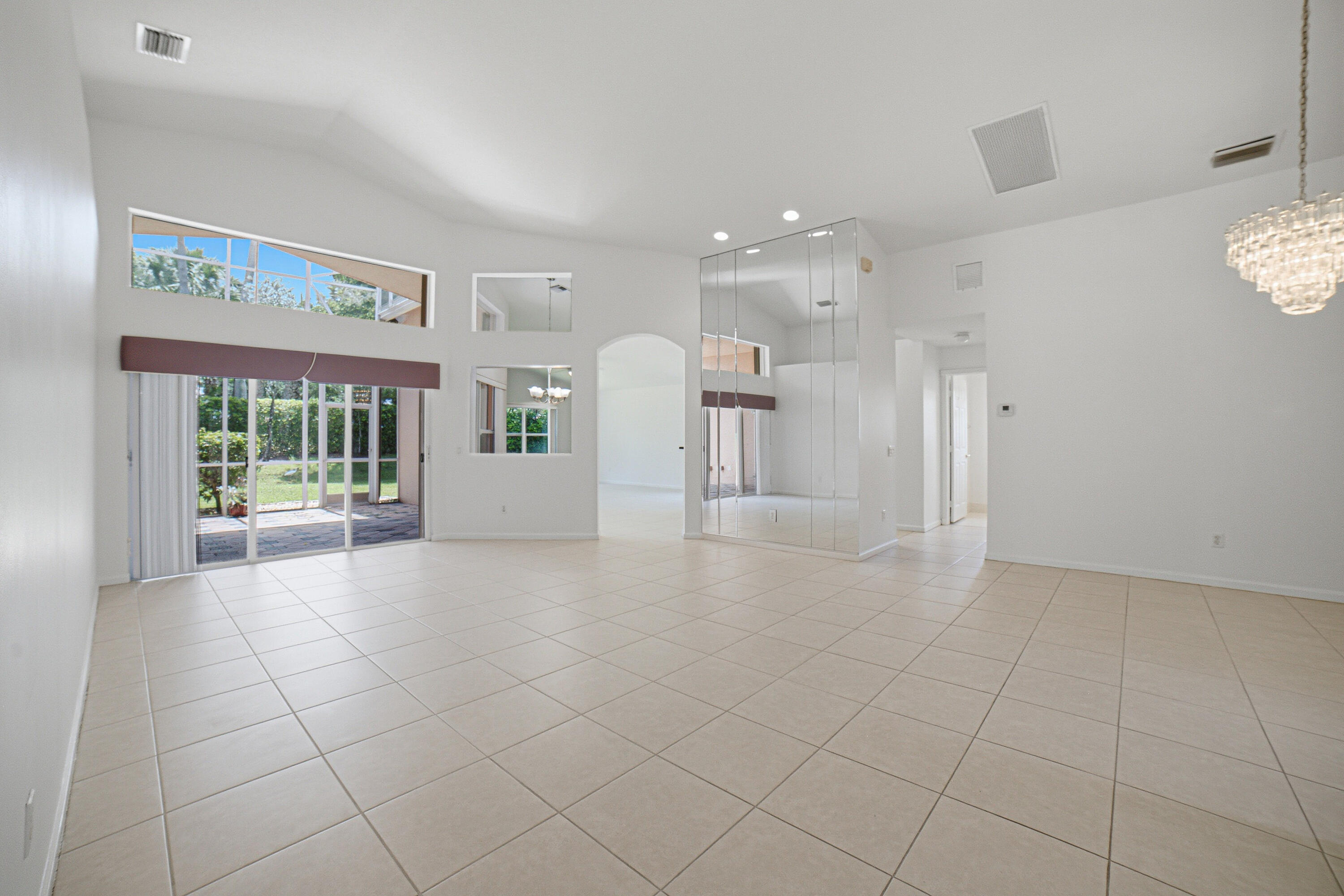 Balboa Point Boca Golf & Tennis Club - Residential