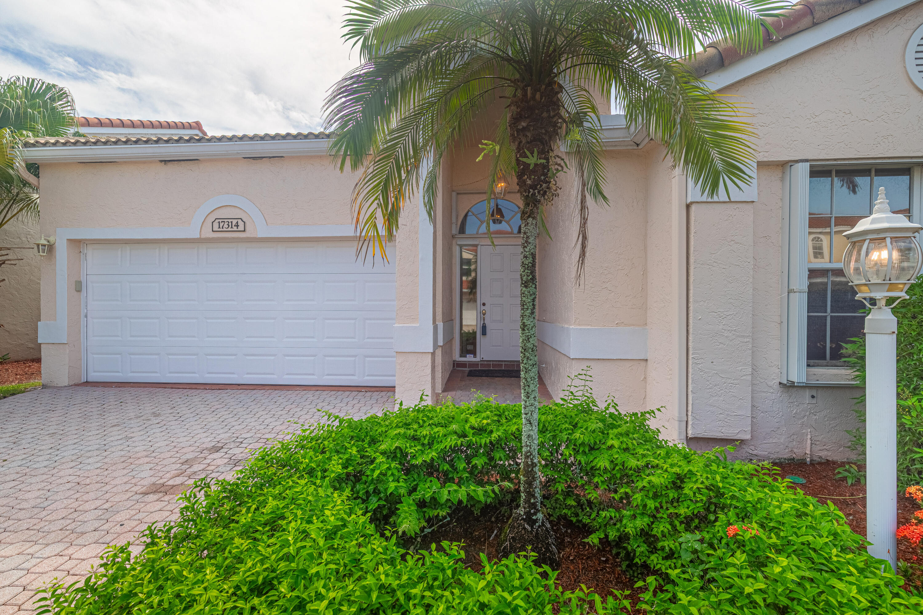 Balboa Point Boca Golf & Tennis Club - Residential