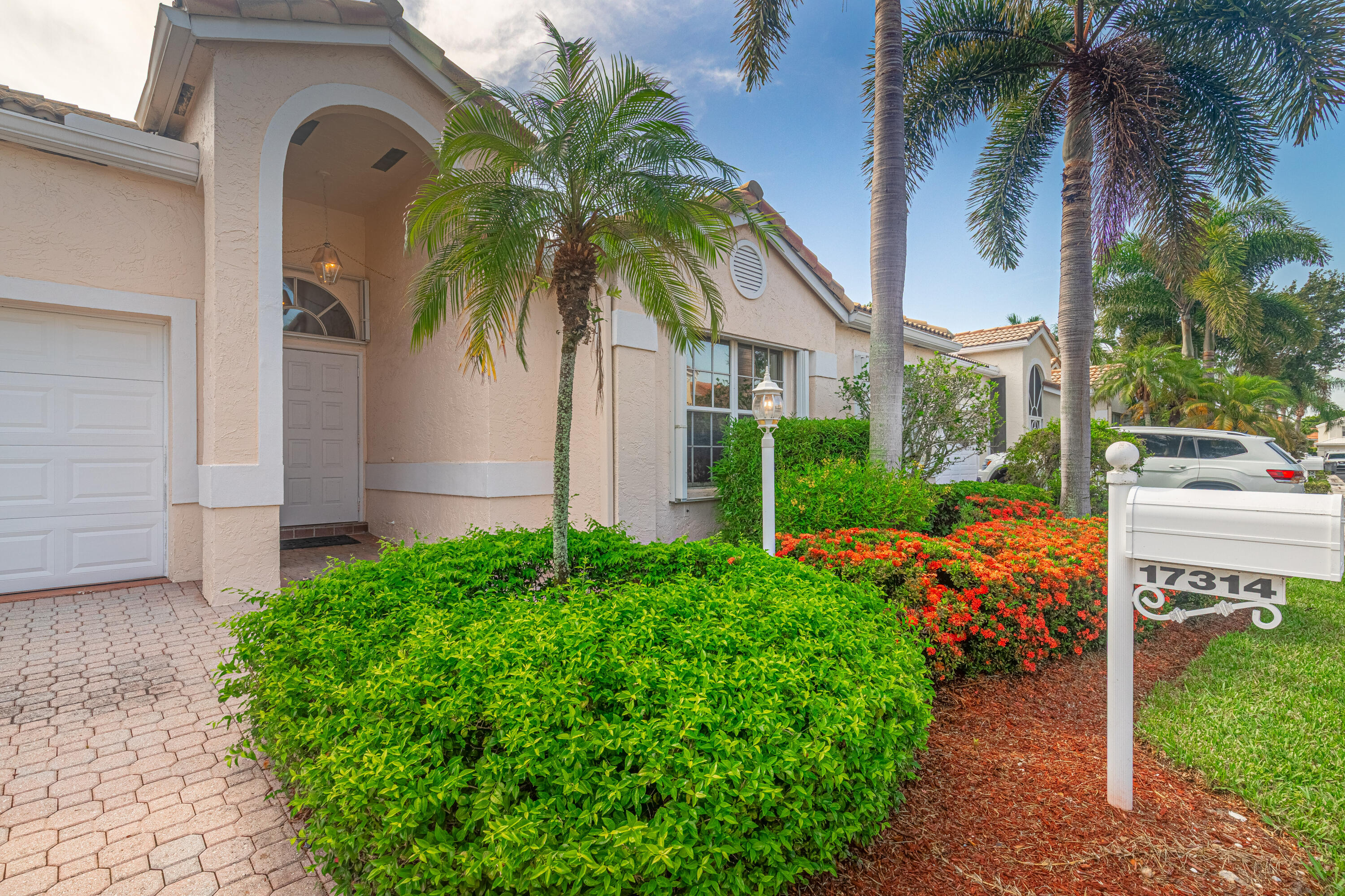 Balboa Point Boca Golf & Tennis Club - Residential