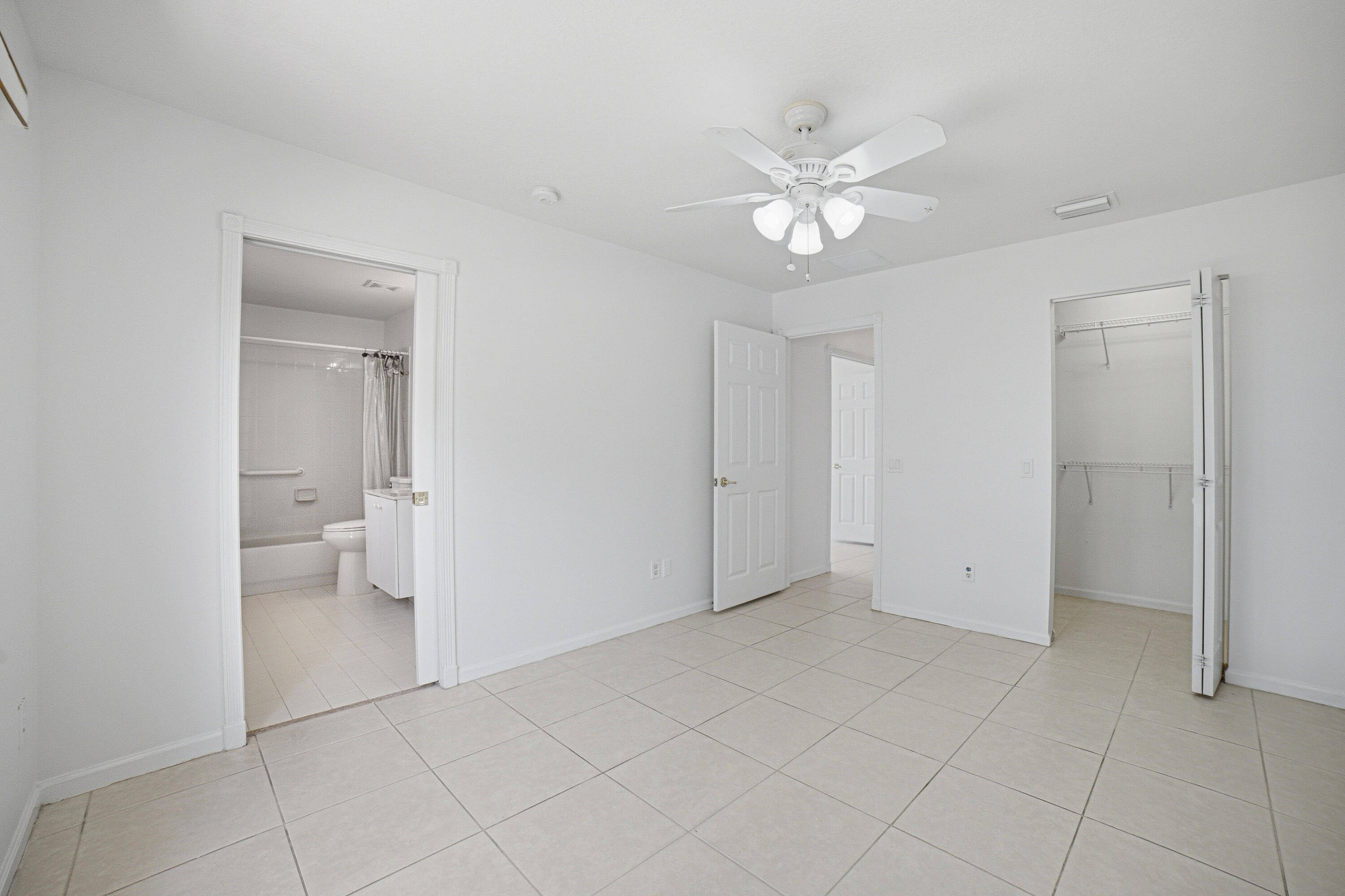 Balboa Point Boca Golf & Tennis Club - Residential