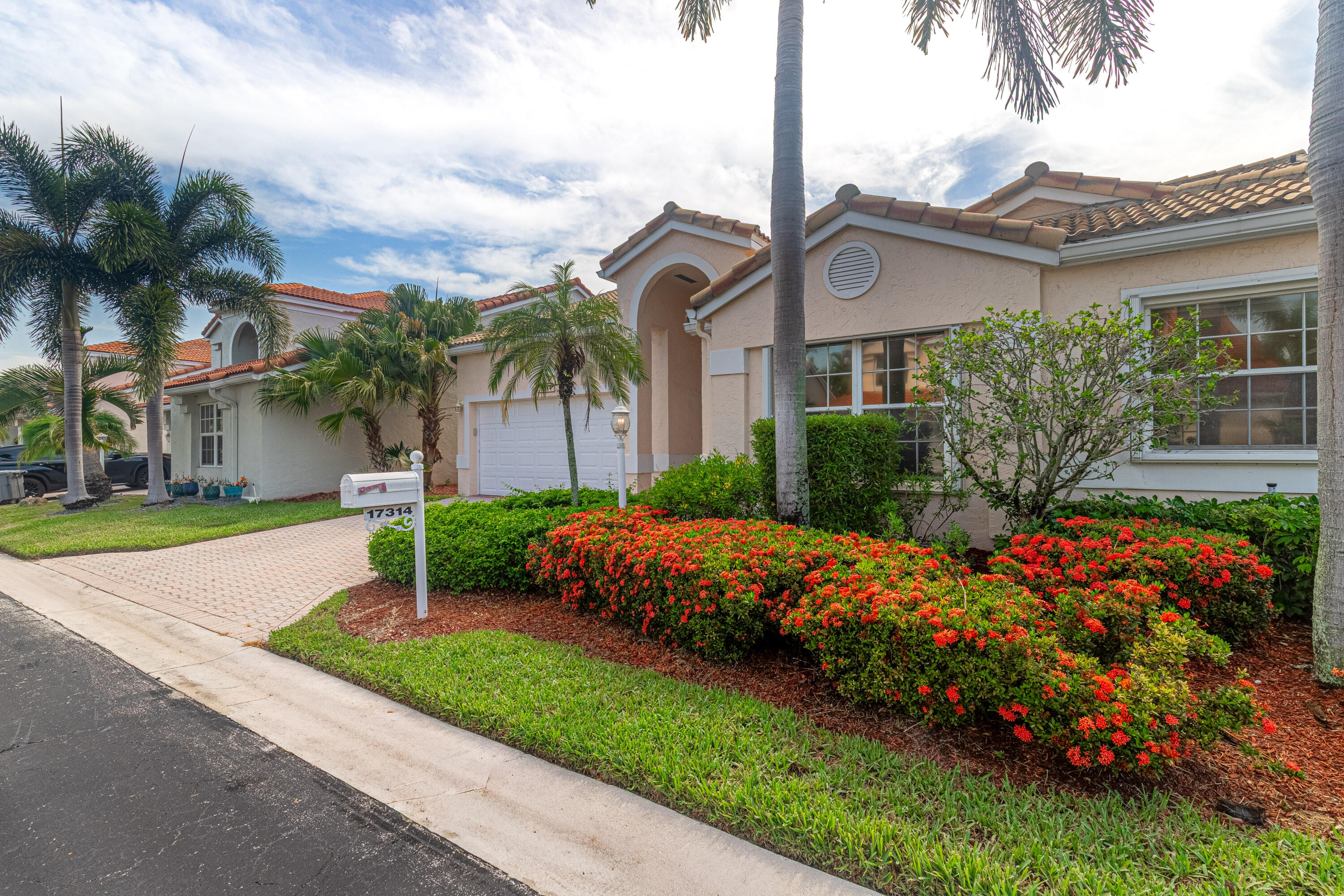 Balboa Point Boca Golf & Tennis Club - Residential