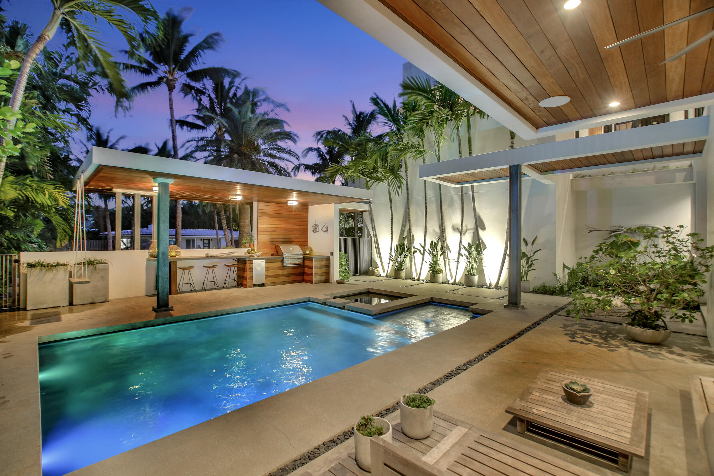 HILLSBORO SHORES SEC - Residential