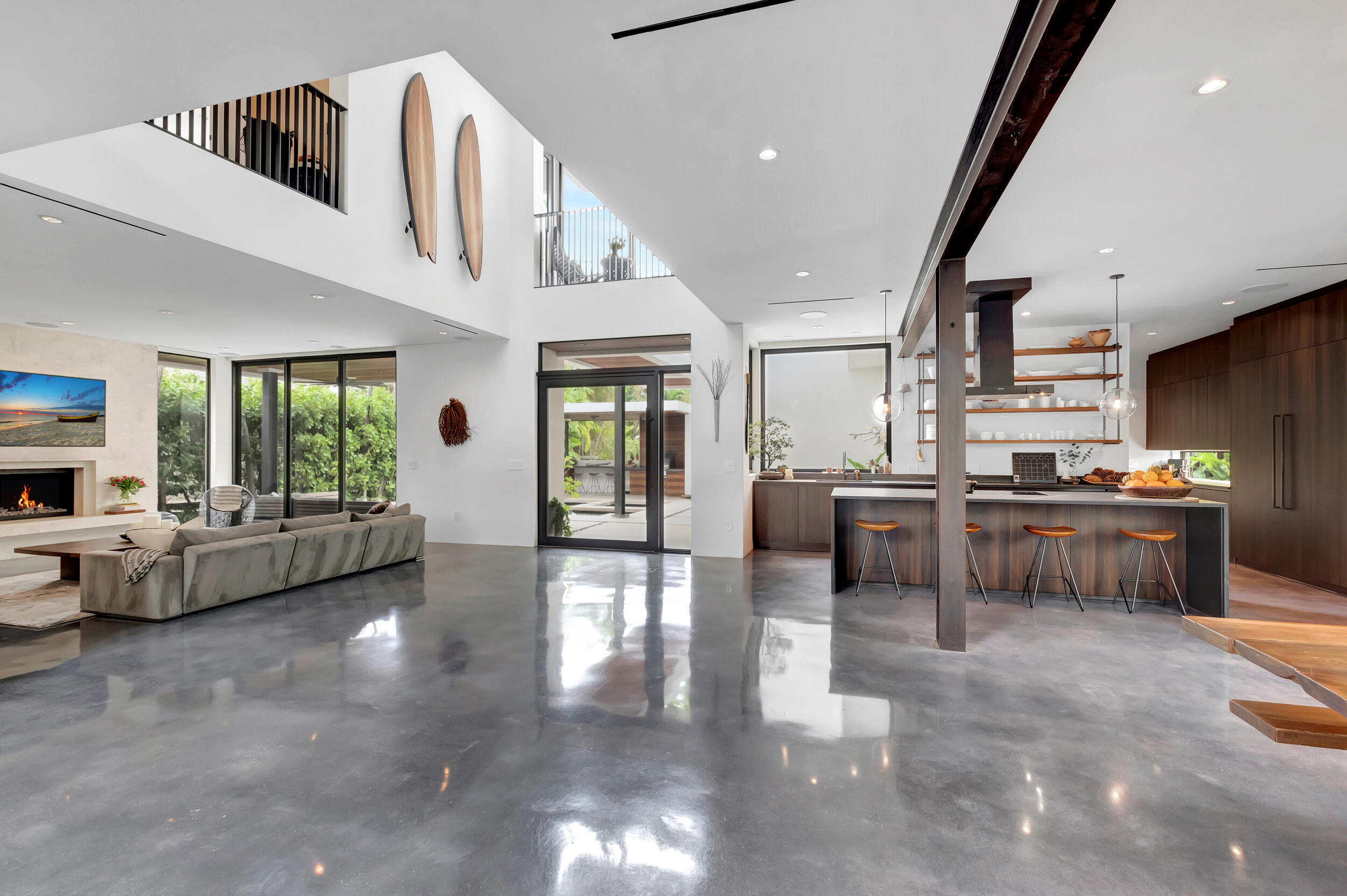 HILLSBORO SHORES SEC - Residential