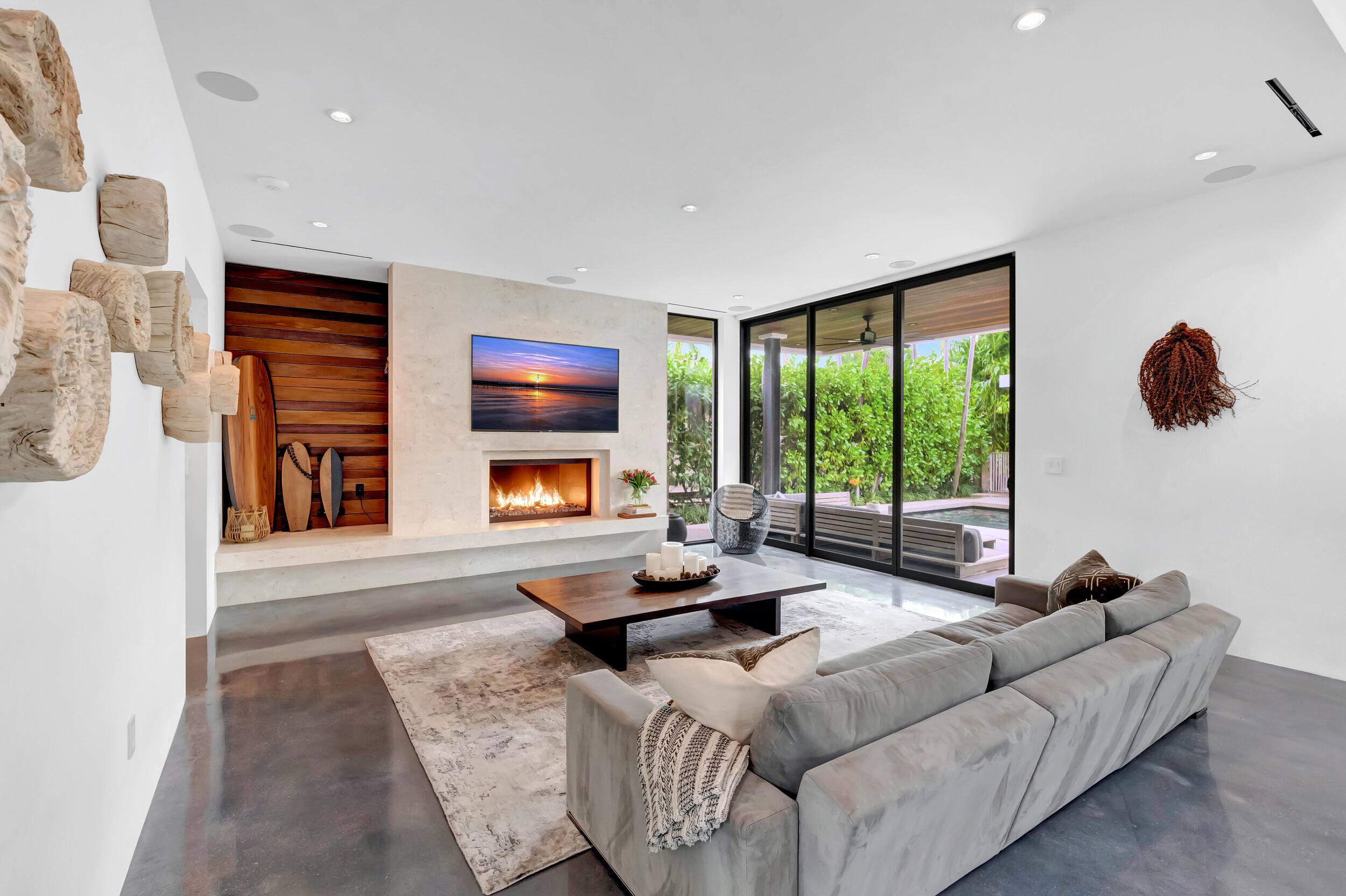 HILLSBORO SHORES SEC - Residential