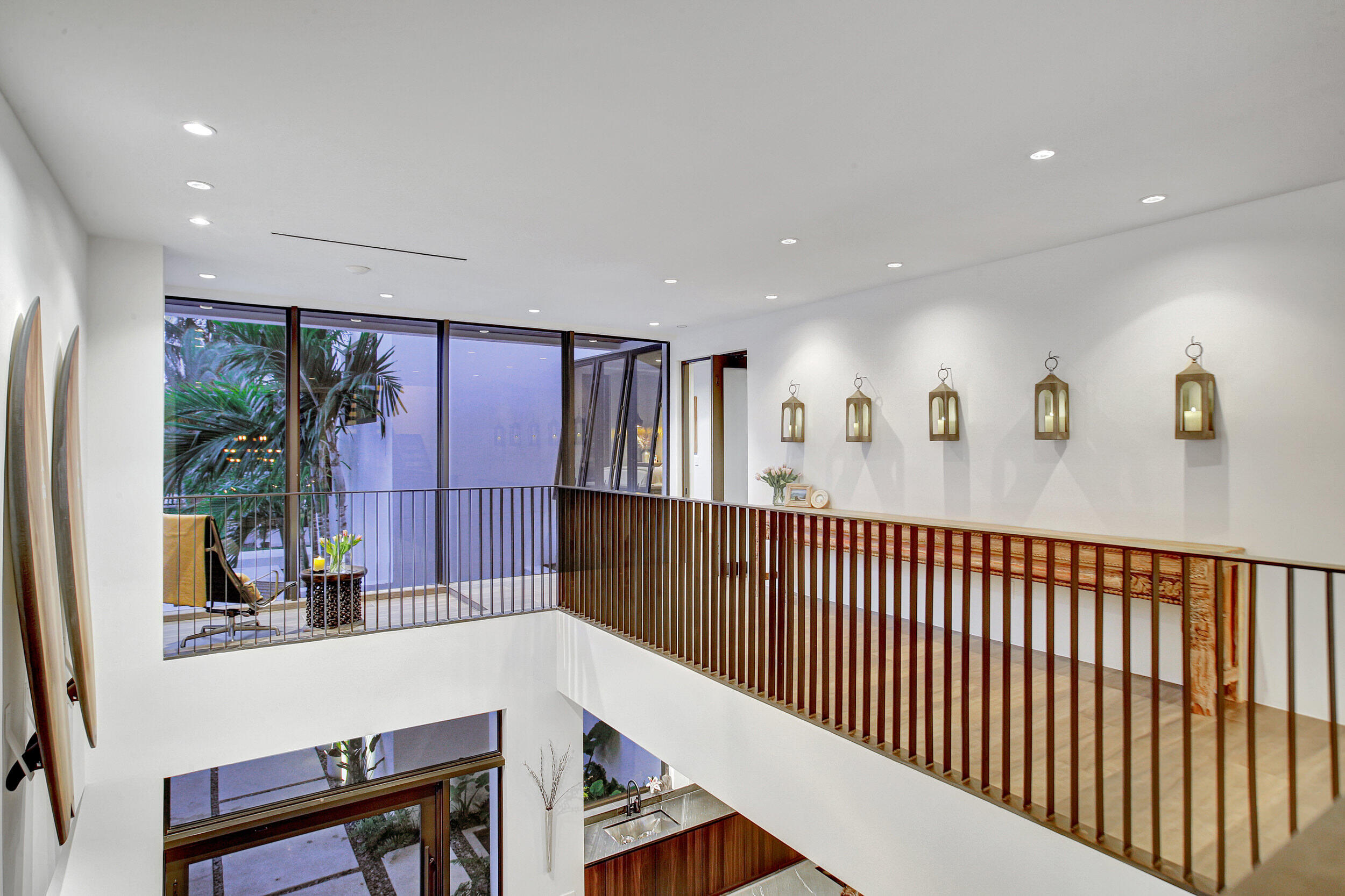 HILLSBORO SHORES SEC - Residential