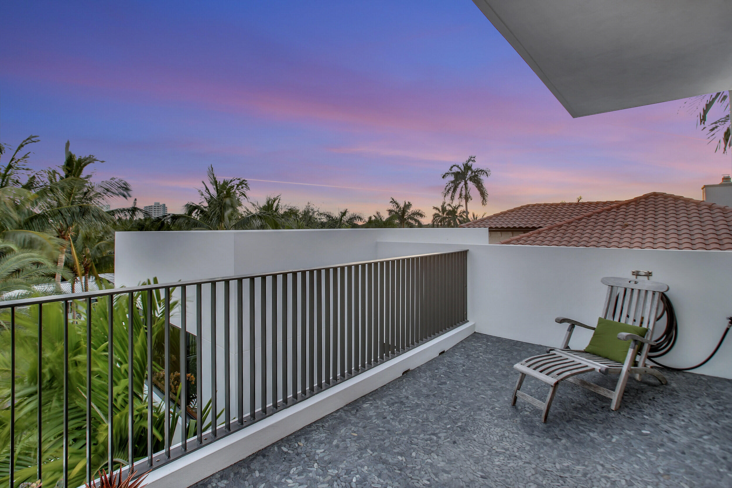 HILLSBORO SHORES SEC - Residential