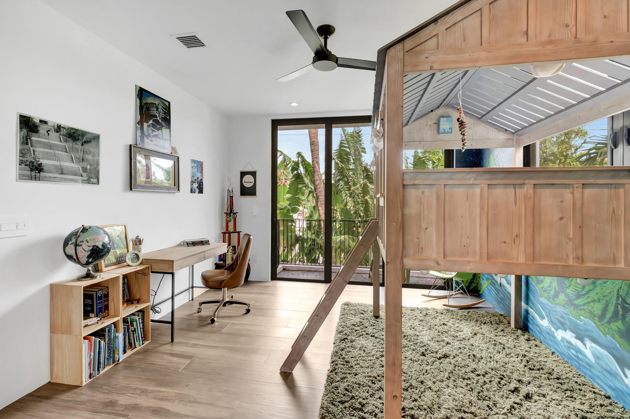 HILLSBORO SHORES SEC - Residential
